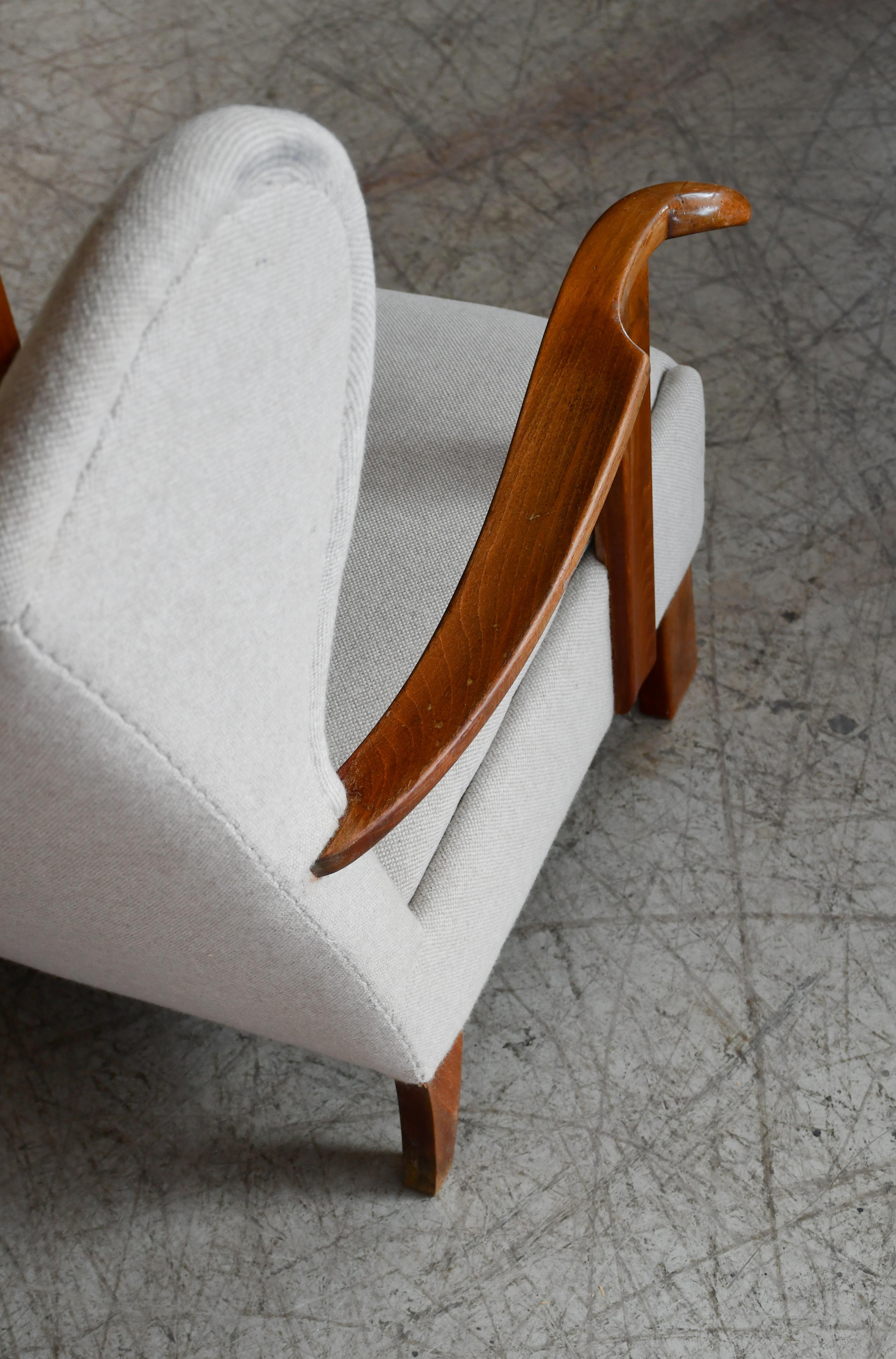 Beech Fritz Hansen Model 1582 Wingback Lounge Chair Danish Mid-Century For Sale