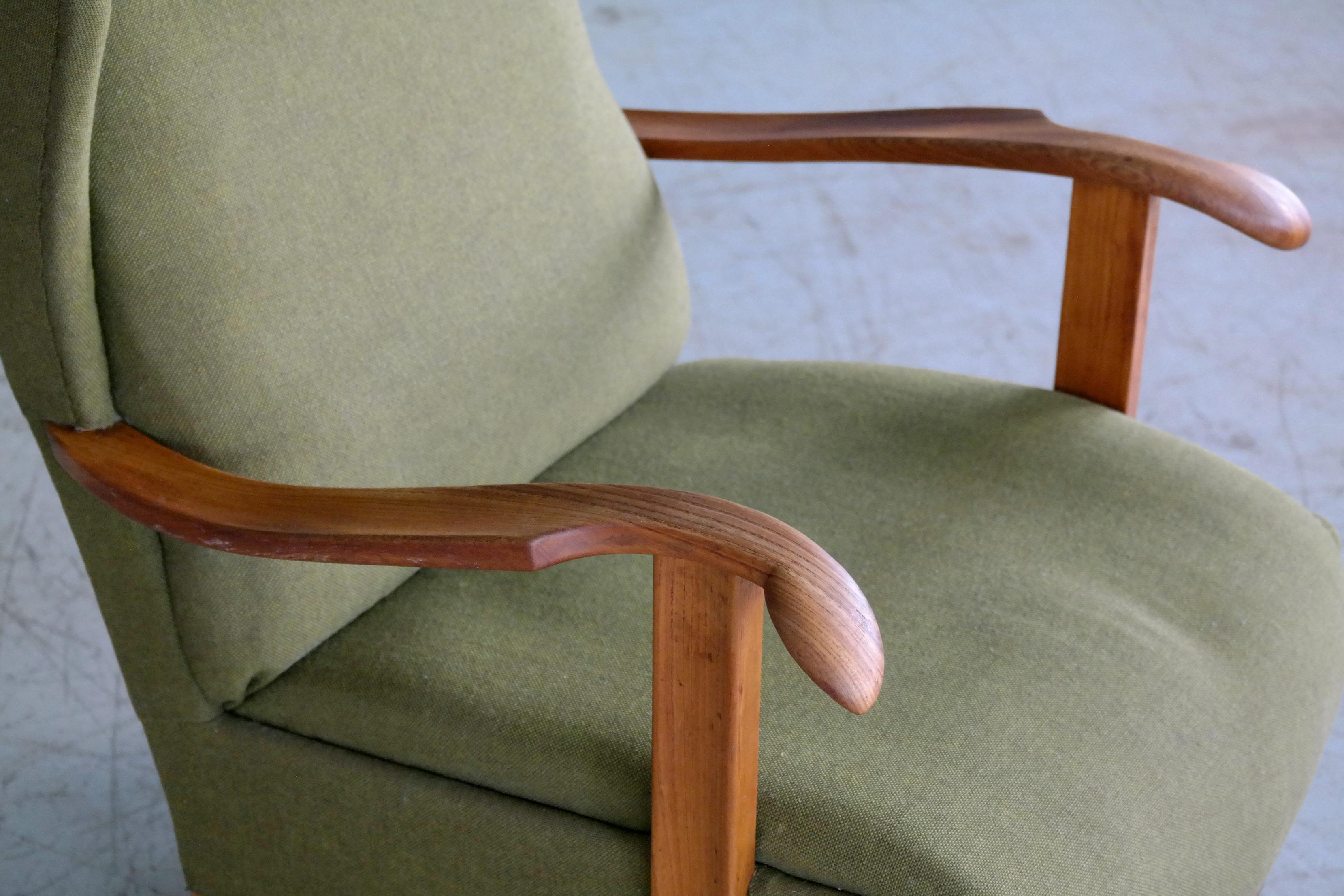 Fritz Hansen Model 1582 Wingback Lounge Chair Danish Midcentury In Good Condition In Bridgeport, CT