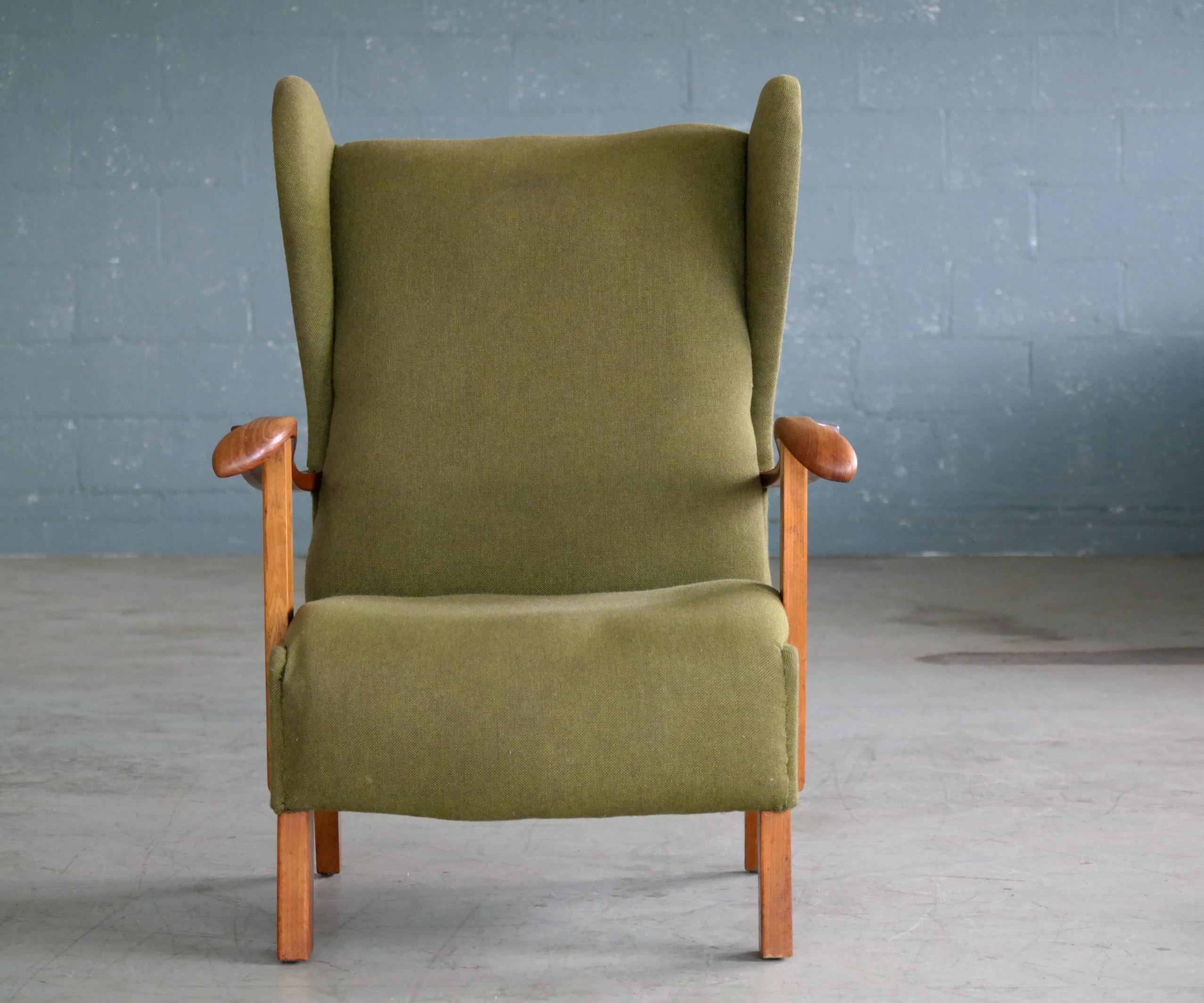 Wool Fritz Hansen Model 1582 Wingback Lounge Chair Danish Midcentury