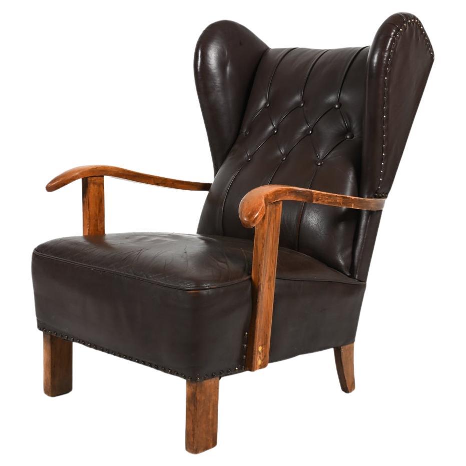 Fritz Hansen Model 1582 Wingback Lounge Chair in Beech & Leather, c. 1940's For Sale