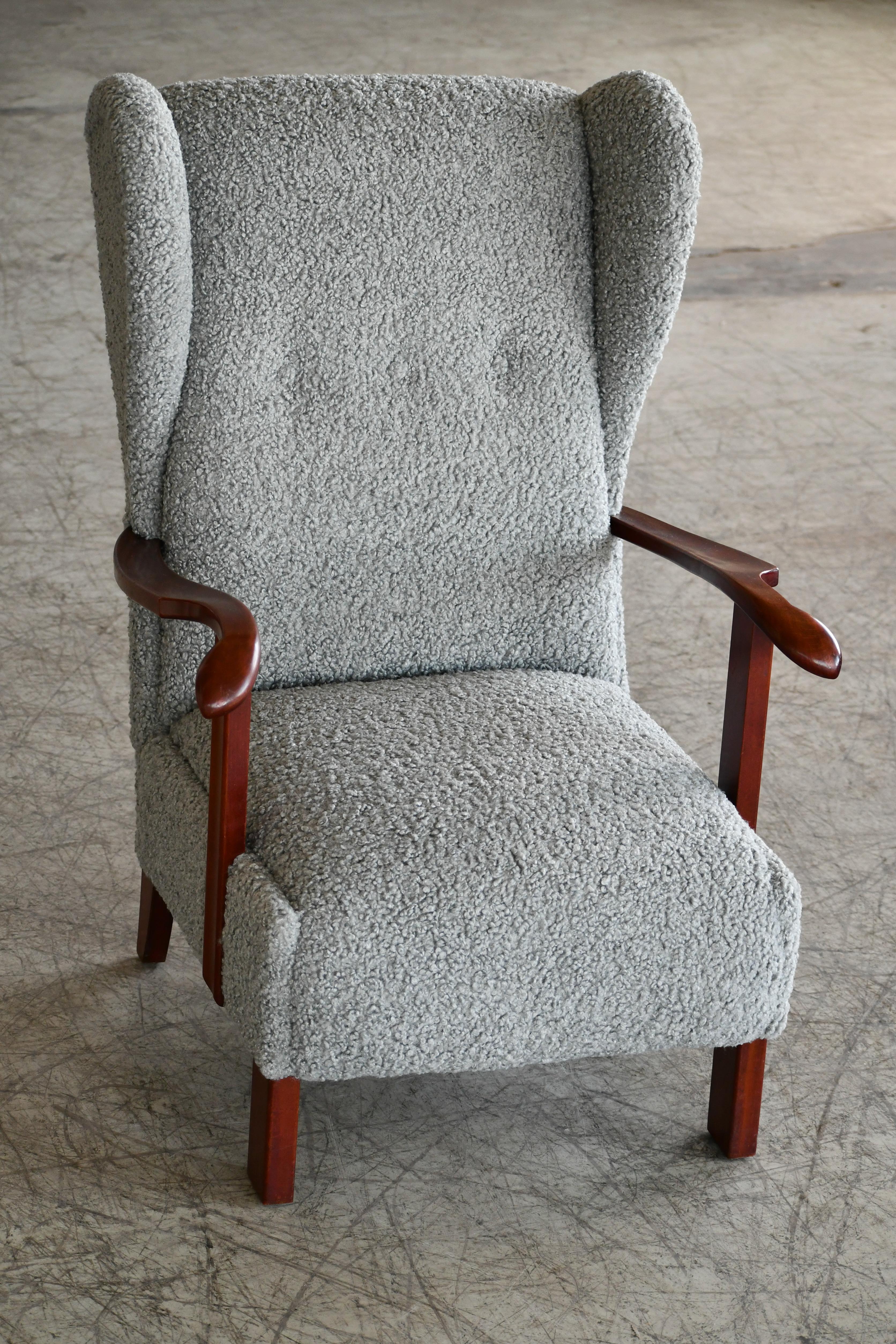 Beech Fritz Hansen Model 1582 Wingback Lounge Chair in Grey Boucle Danish Midcentury