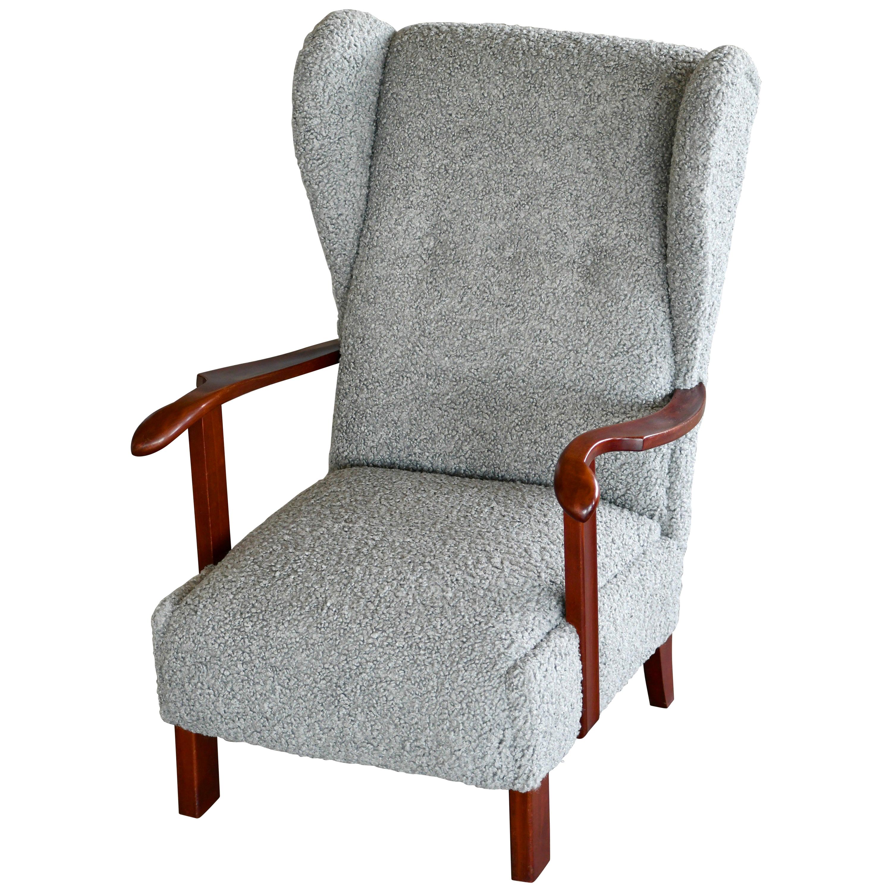 Fritz Hansen Model 1582 Wingback Lounge Chair in Grey Boucle Danish Midcentury