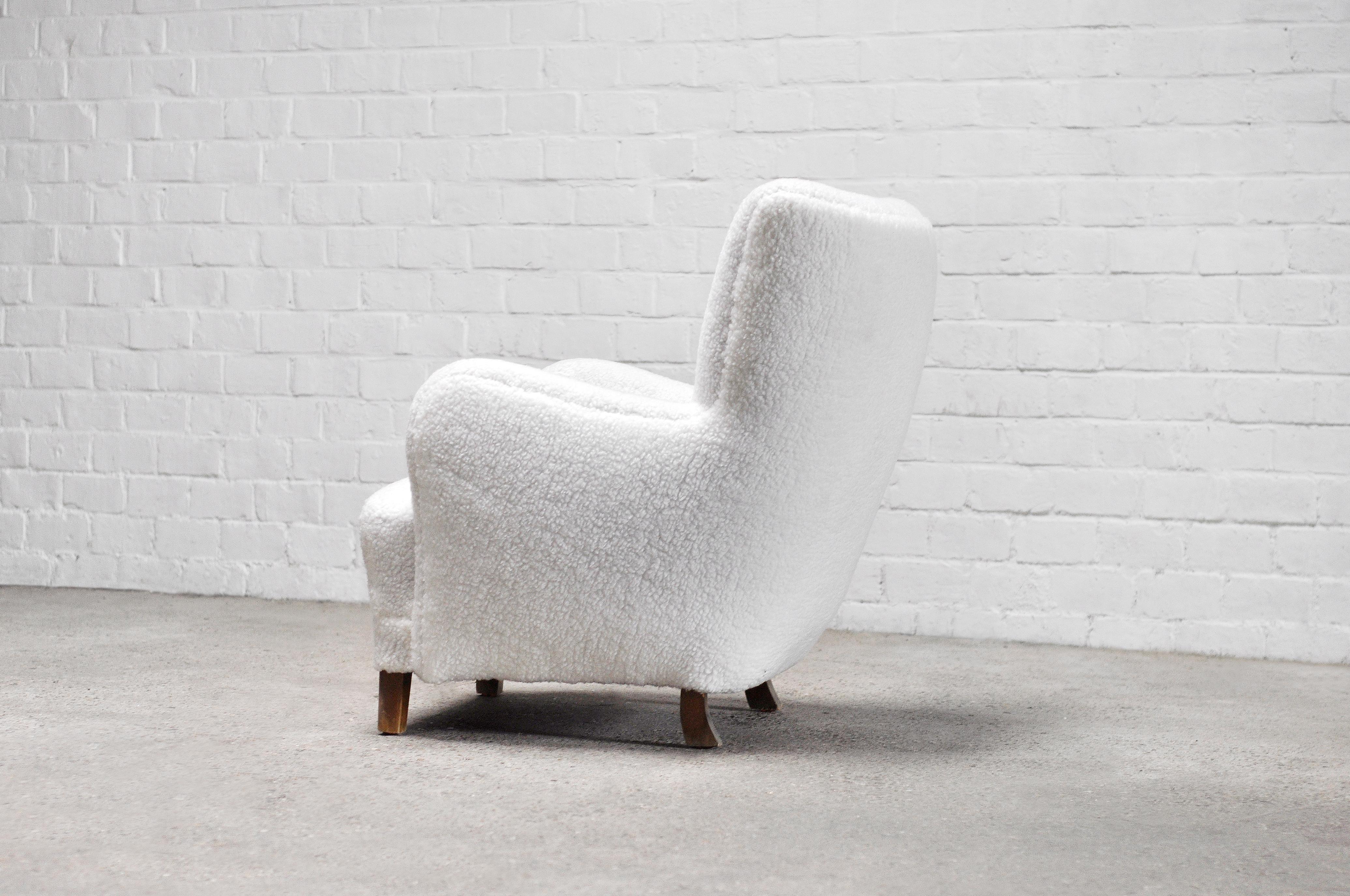 Fritz Hansen Model 1669 Lounge Chair In White Wool, Denmark 1940's For Sale 3