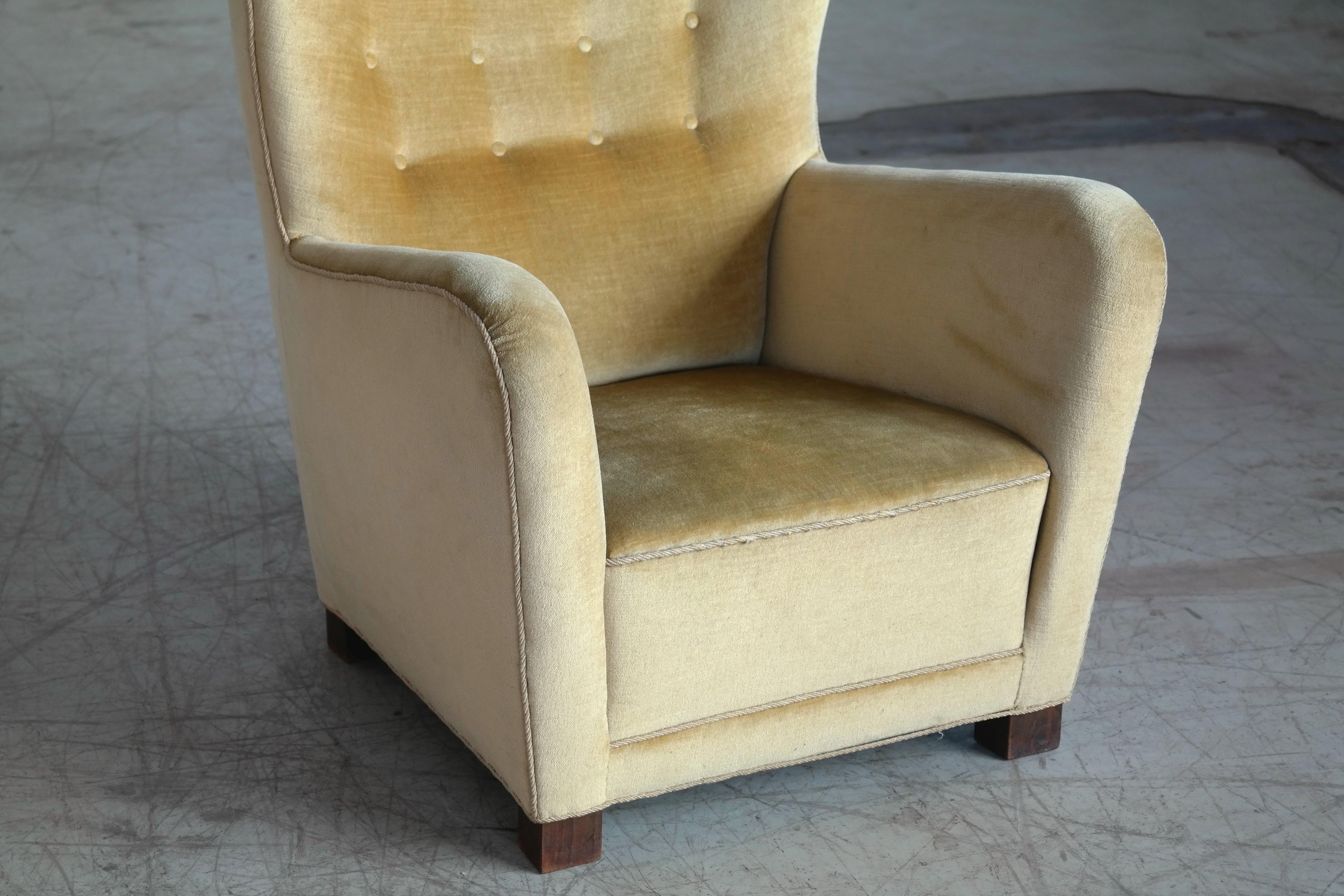 Fritz Hansen Model 1672 High Back Mohair Lounge Chair Danish Midcentury 1940s In Good Condition In Bridgeport, CT