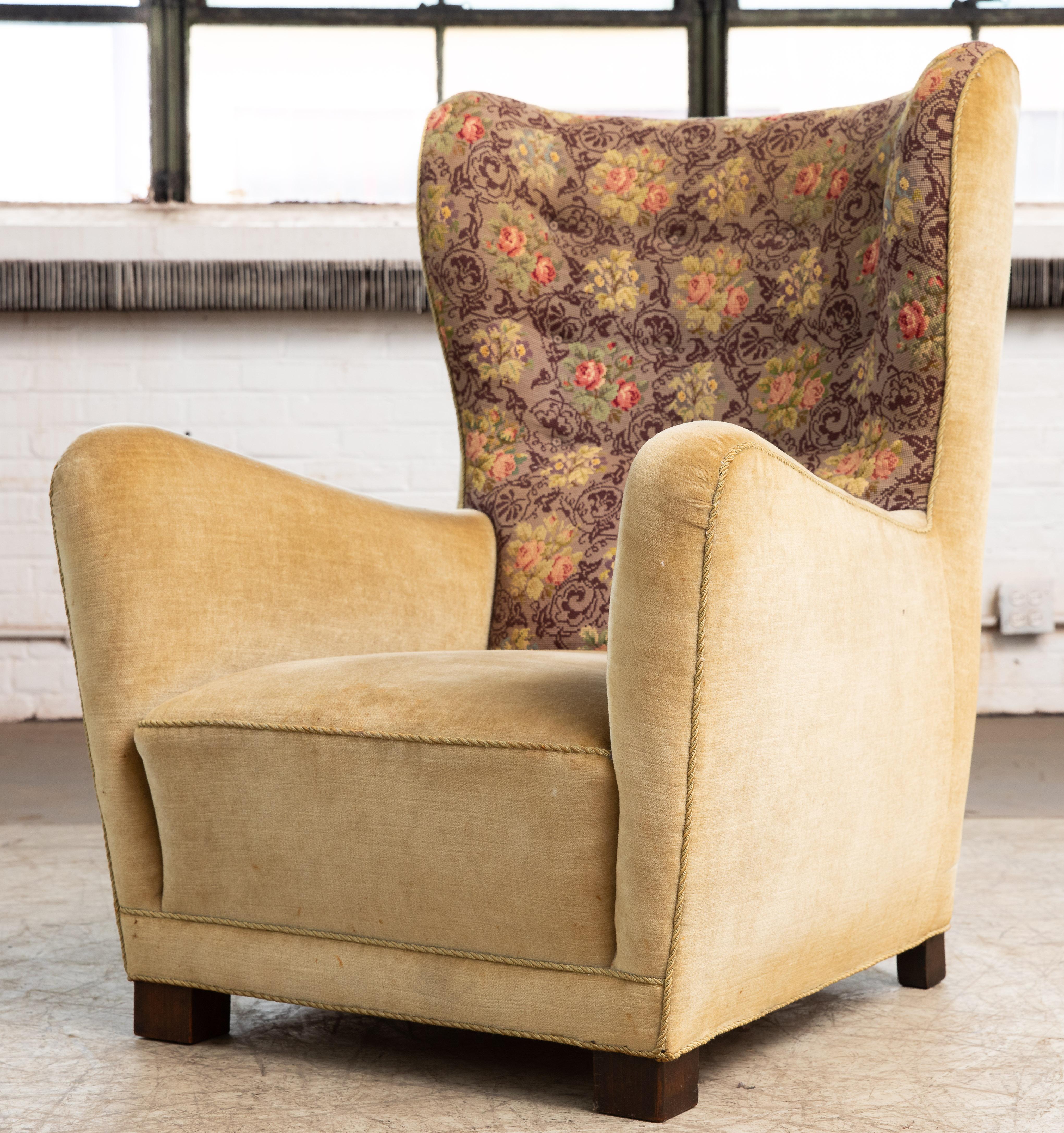 Fritz Hansen Model 1672 High Back Mohair Lounge Chair Danish Midcentury, 1940s In Good Condition In Bridgeport, CT