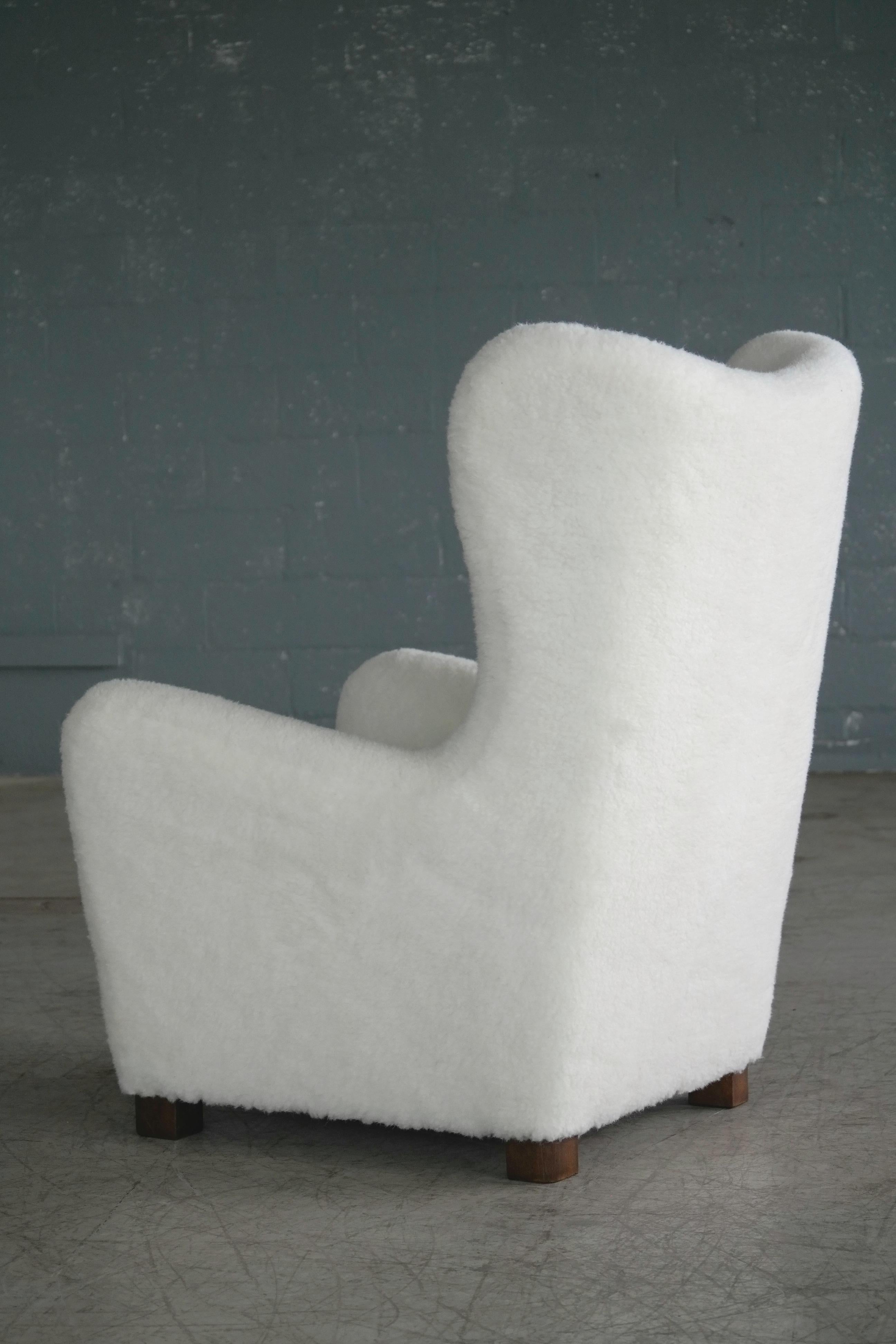 Fritz Hansen Model 1672 Lambswool Covered High Back Lounge Chair Danish, 1940s 3