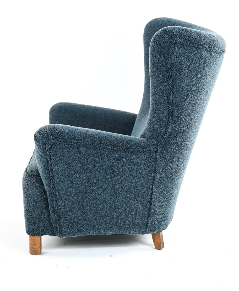 Fritz Hansen Model 1672 Wingback Lounge Chair 3