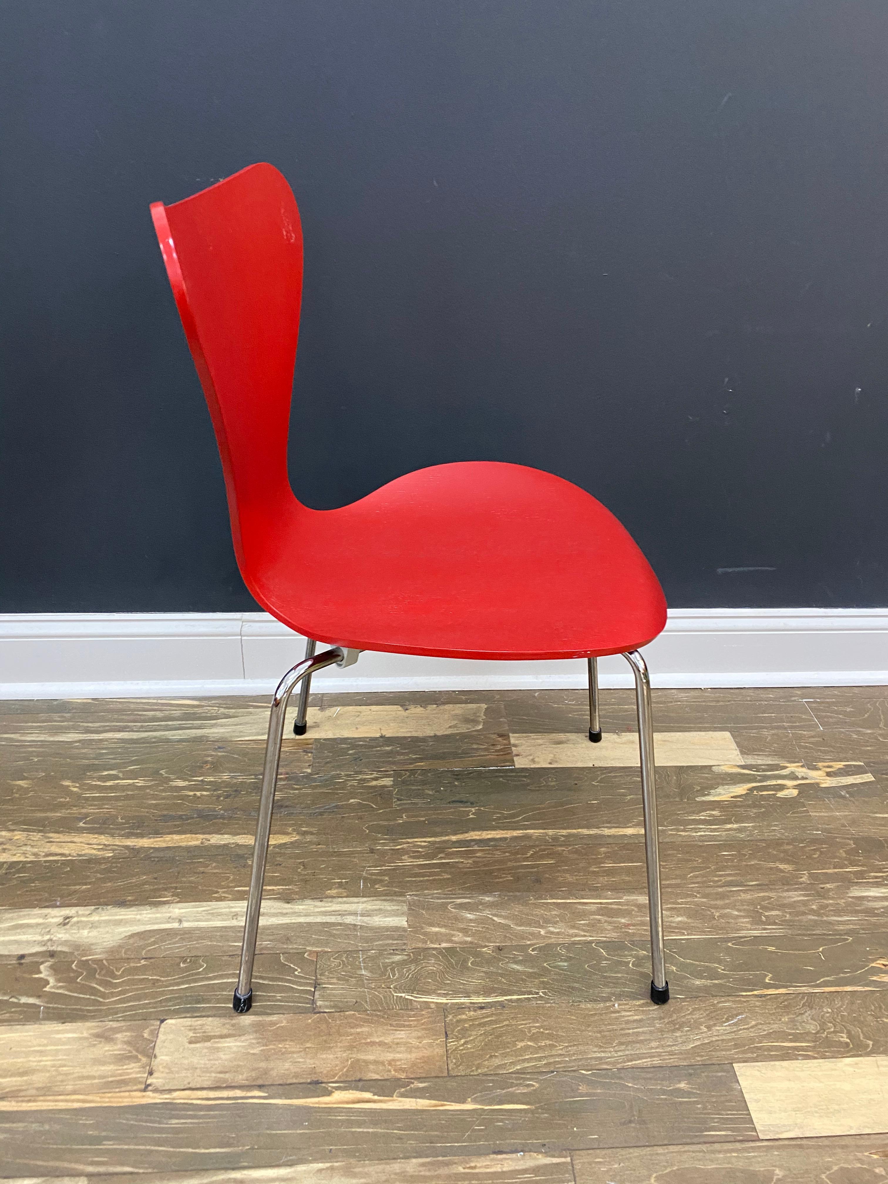 Contemporary Fritz Hansen Modern Series 7, Model 3017, Red Chair
