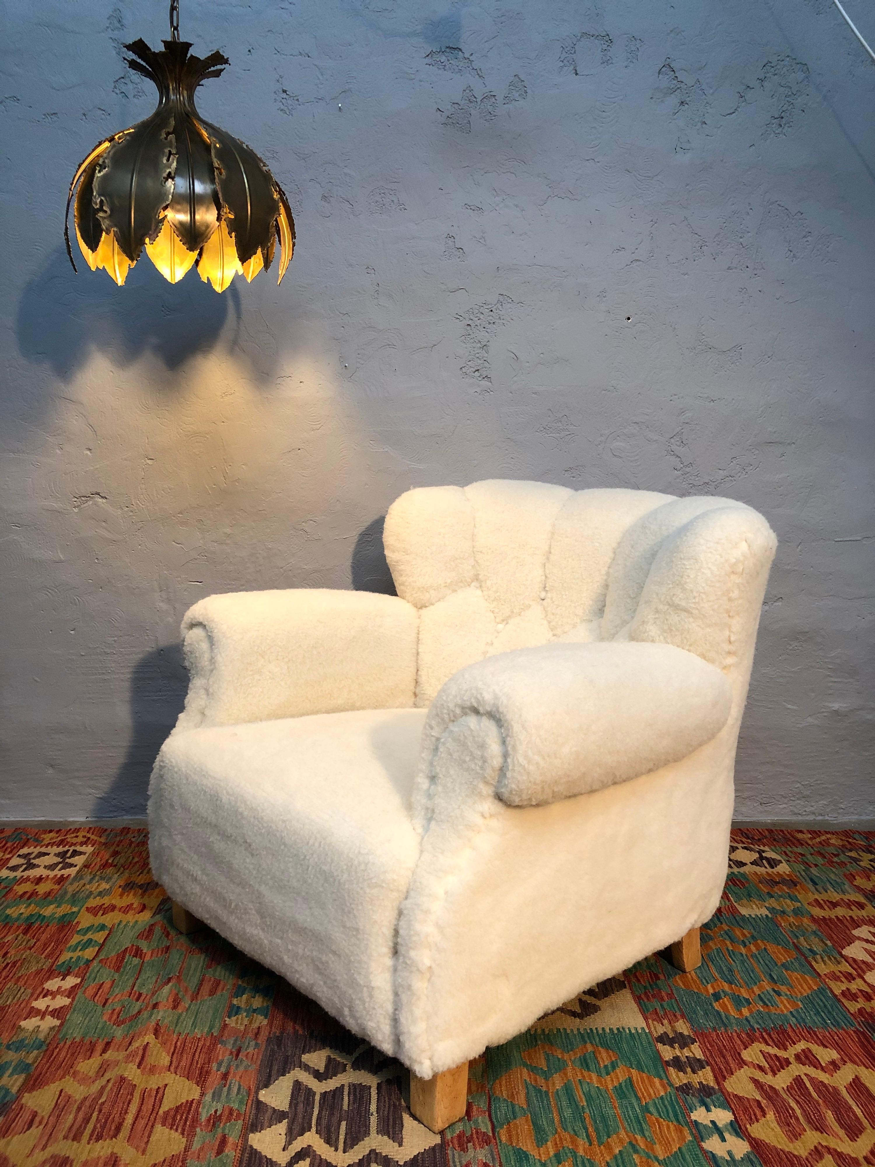 Fritz Hansen of Denmark Lounge Chair Modell 1518b aus den 1940er Jahren in Lambs Wool (Moderne der Mitte des Jahrhunderts)