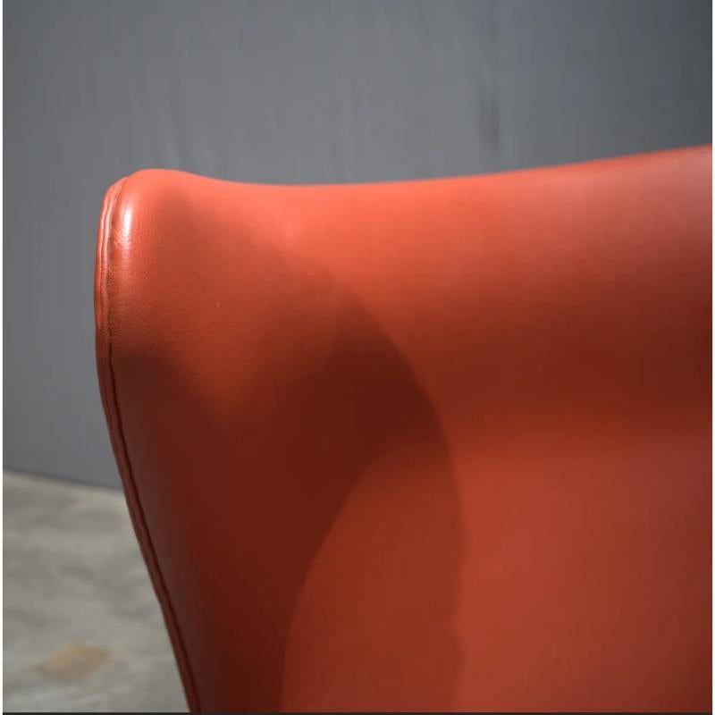 Fritz Hansen Orange Leather Egg Chair by Arne Jacobsen 1