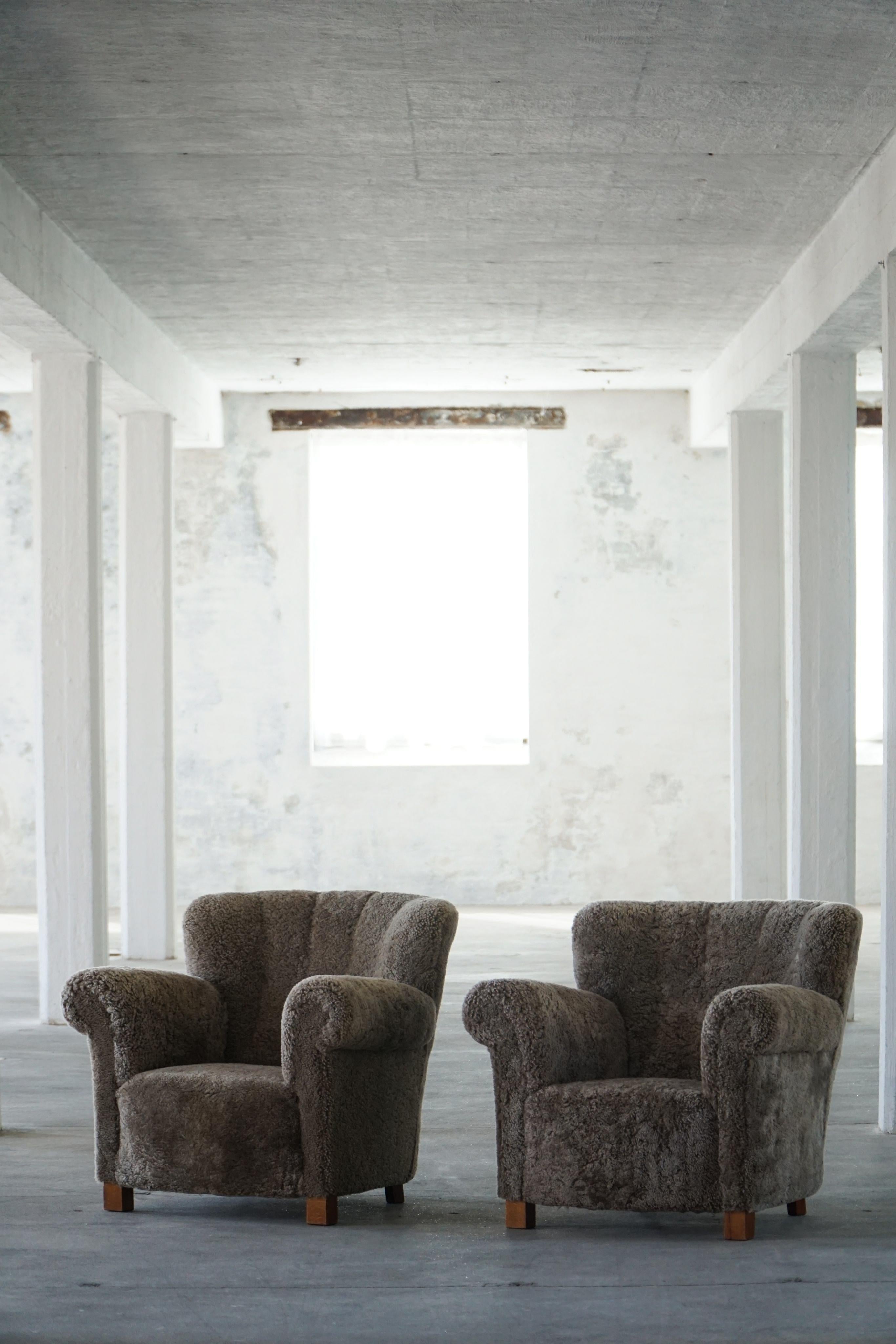 Mid-Century moderno Fritz Hansen, Coppia di sedie da salotto danesi Art Deco, rivestite, anni '40 in vendita