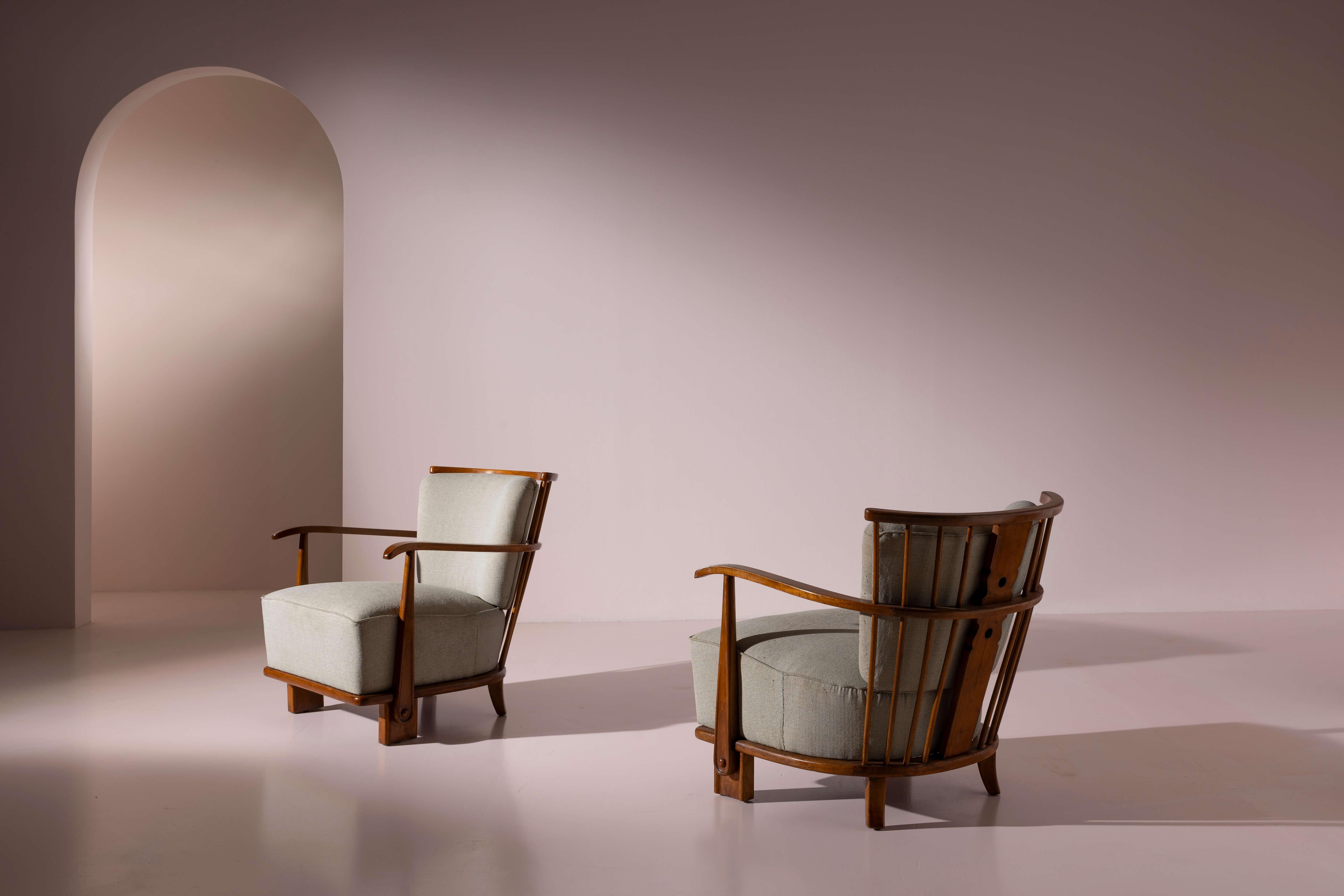 Danish Fritz Hansen pair of easy chair made of oak and fabric Model 1590, Denmark, 1942 For Sale