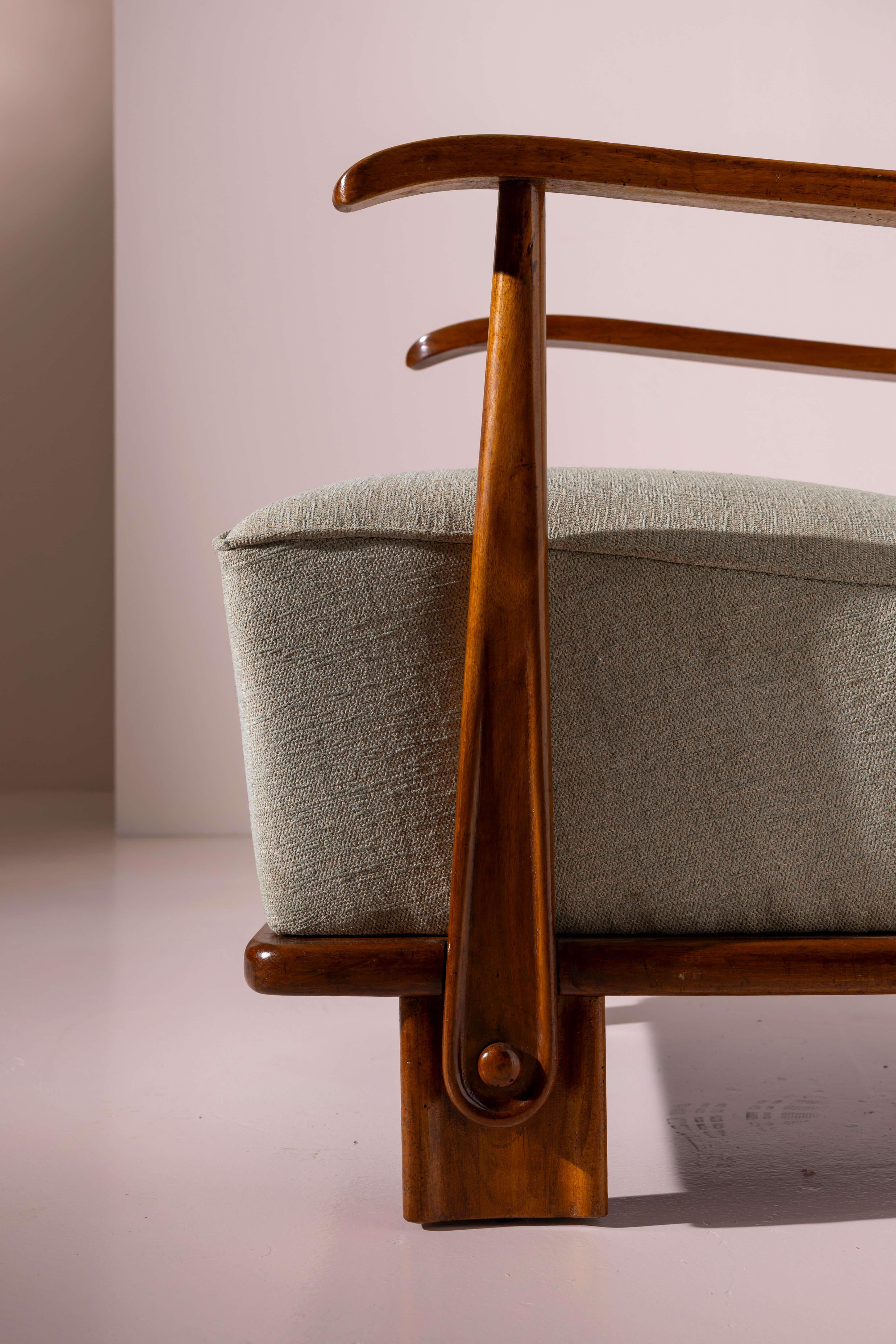 Fritz Hansen pair of easy chair made of oak and fabric Model 1590, Denmark, 1942 In Good Condition For Sale In Chiavari, Liguria