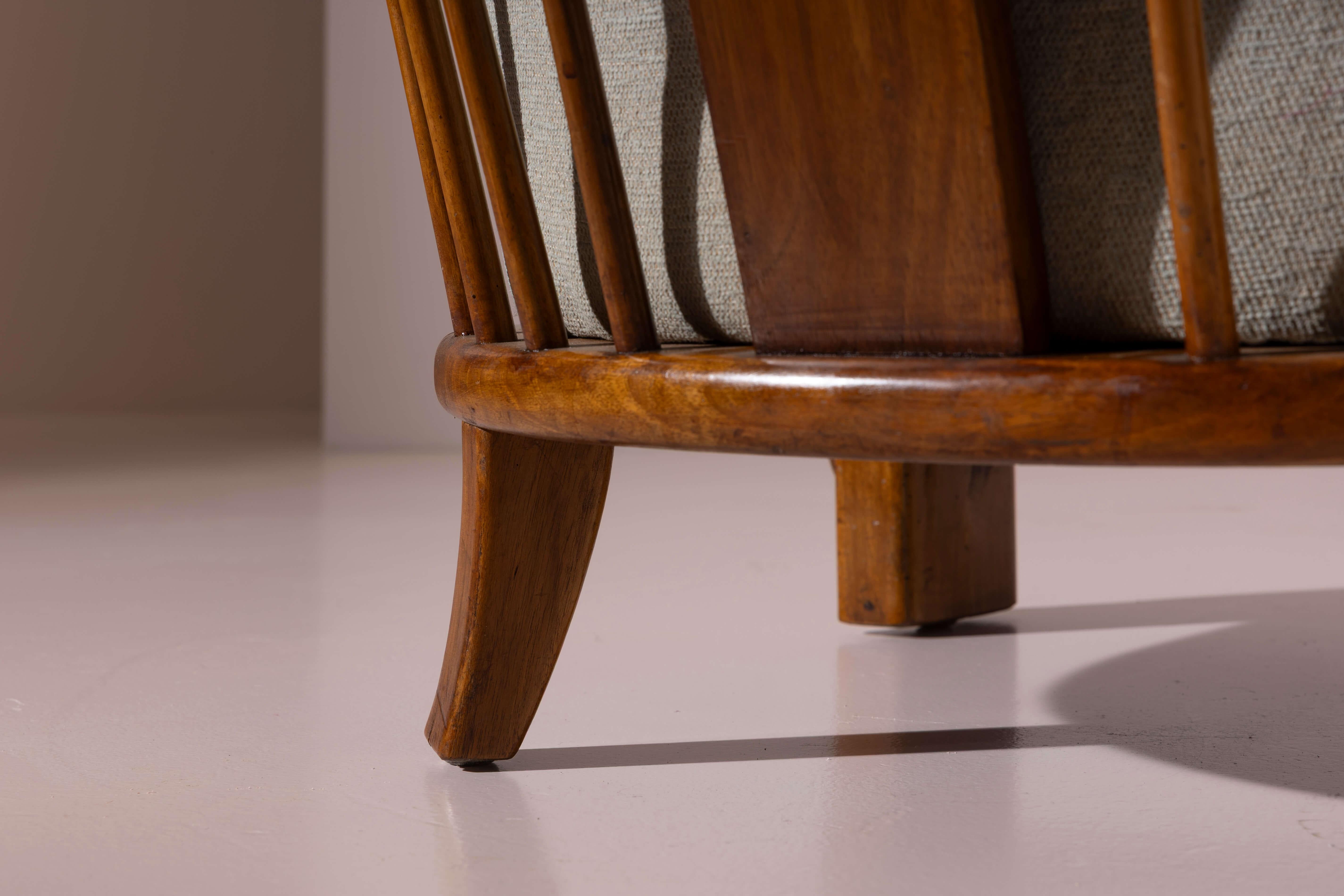 Fabric Fritz Hansen pair of easy chair made of oak and fabric Model 1590, Denmark, 1942 For Sale