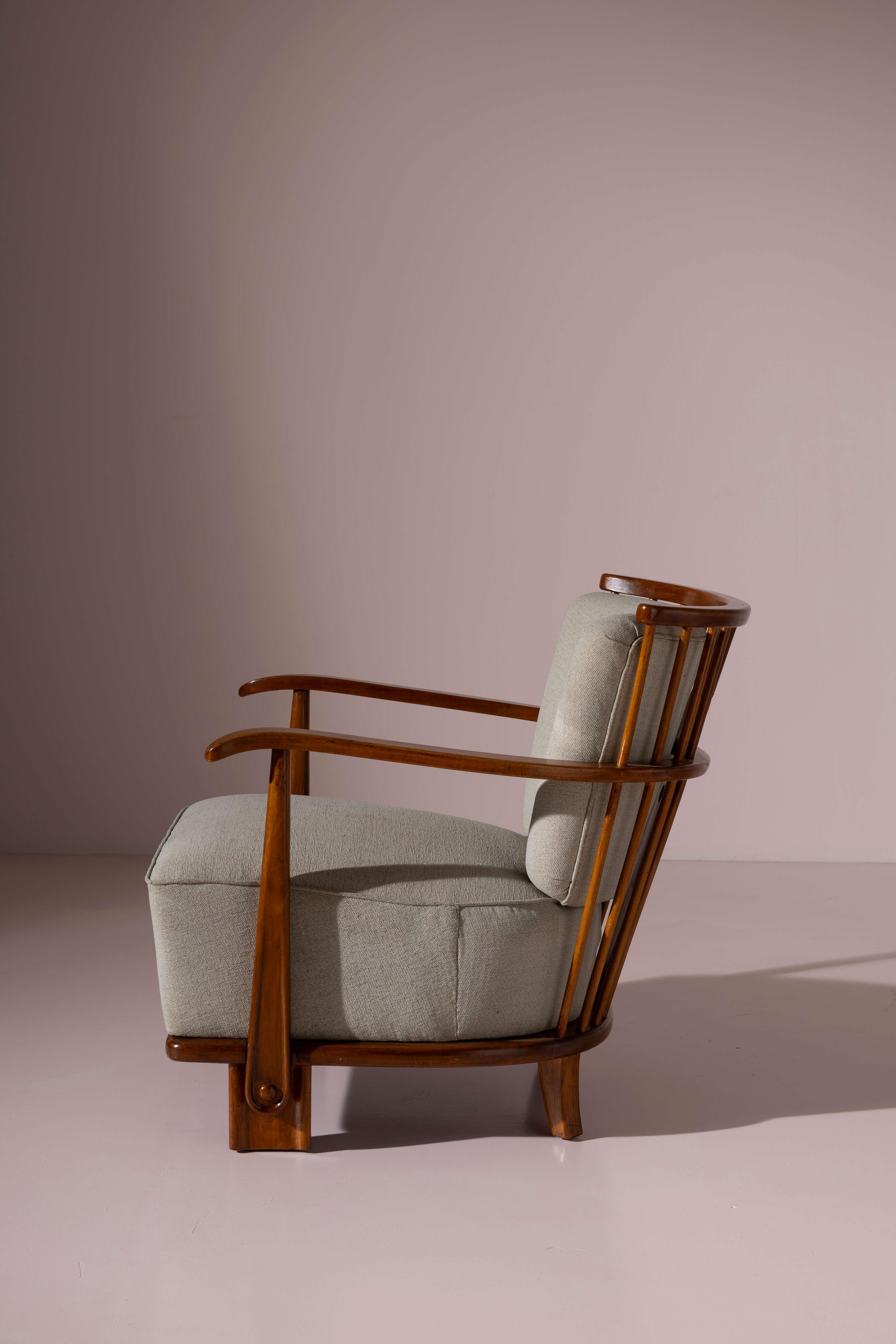 Fritz Hansen pair of easy chair made of oak and fabric Model 1590, Denmark, 1942 For Sale 1