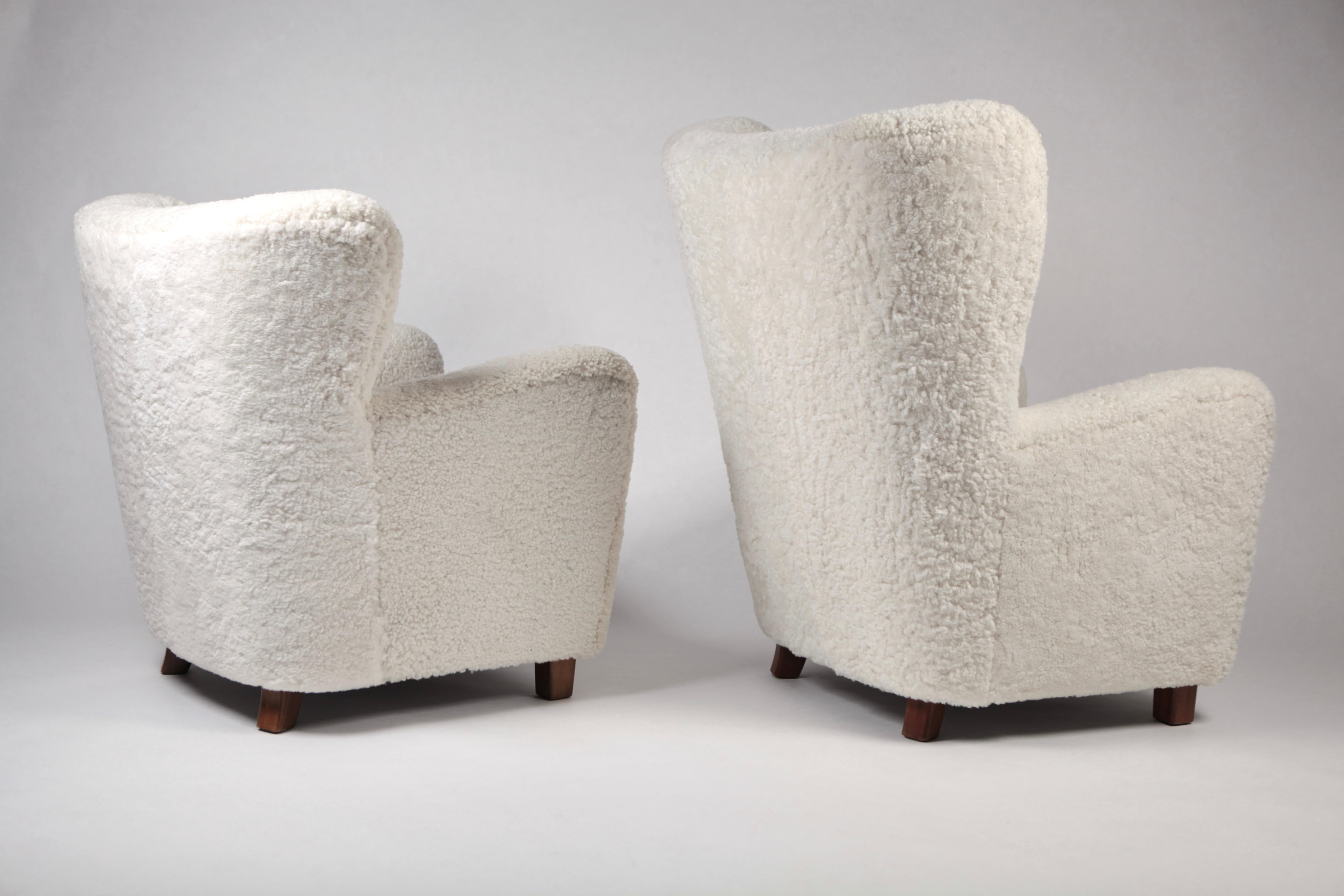 Fritz Hansen, Pair of High & Low Back Wing Chair in Shearling, Denmark, 1940s 6