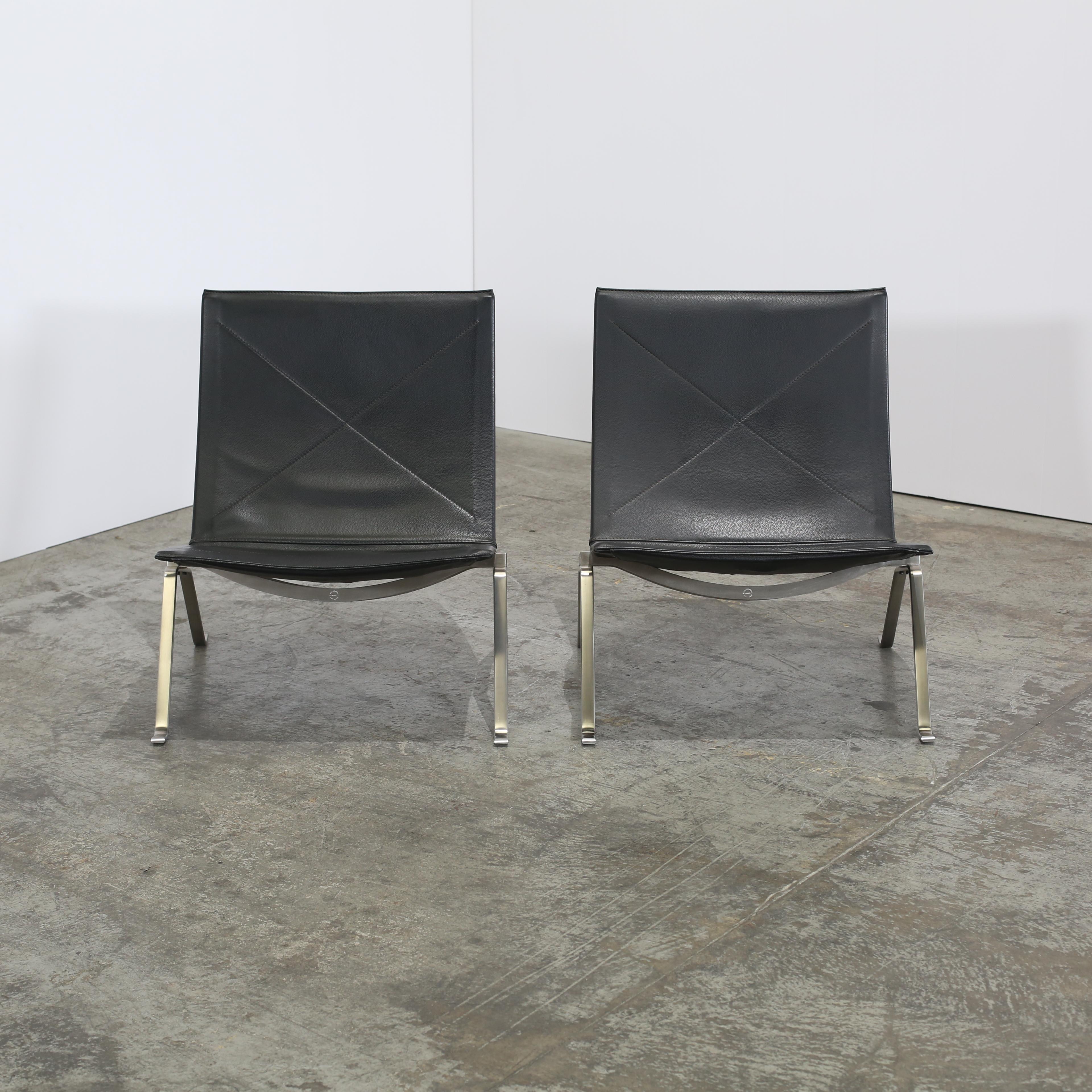 Chaises PK22 de Fritz Hansen par Poul Kjaerholm, ensemble de deux en vente 2