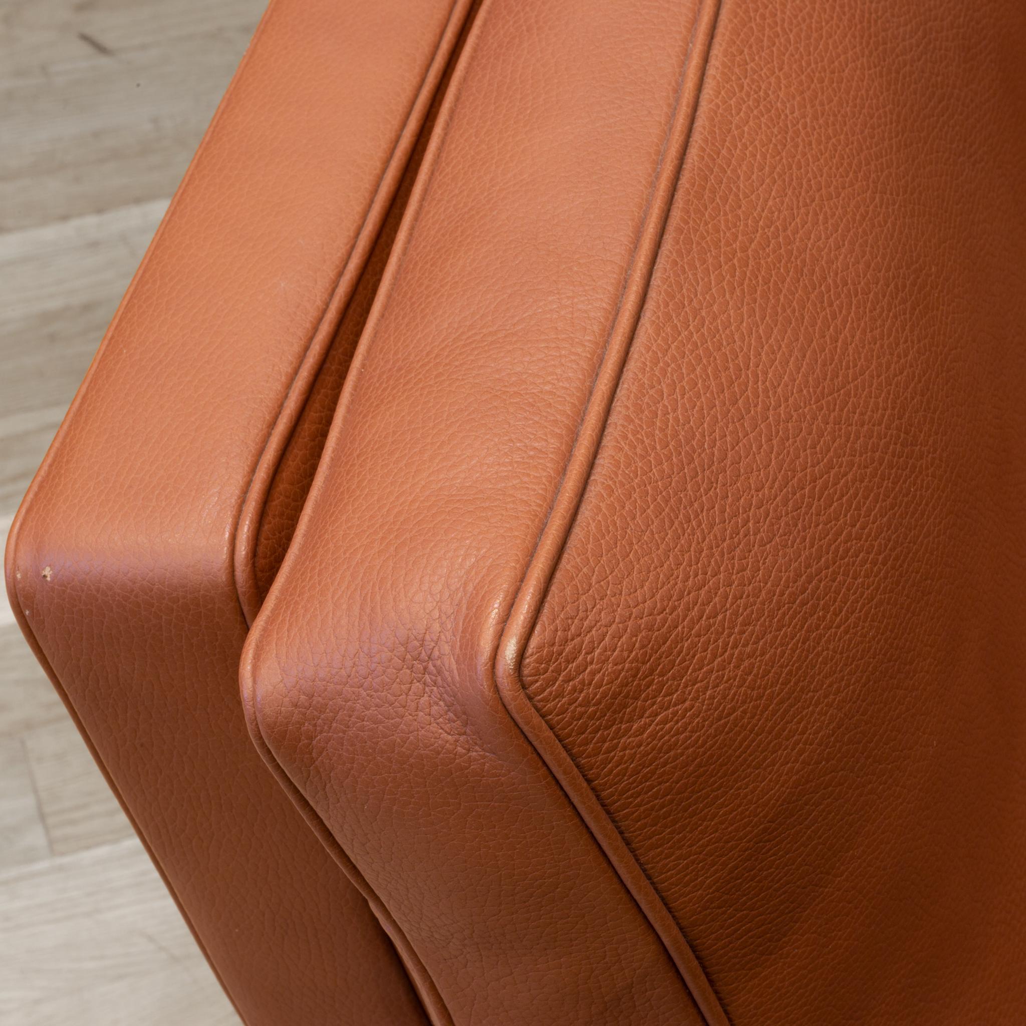 Fritz Hansen PK31/3 Leather Sofa 9