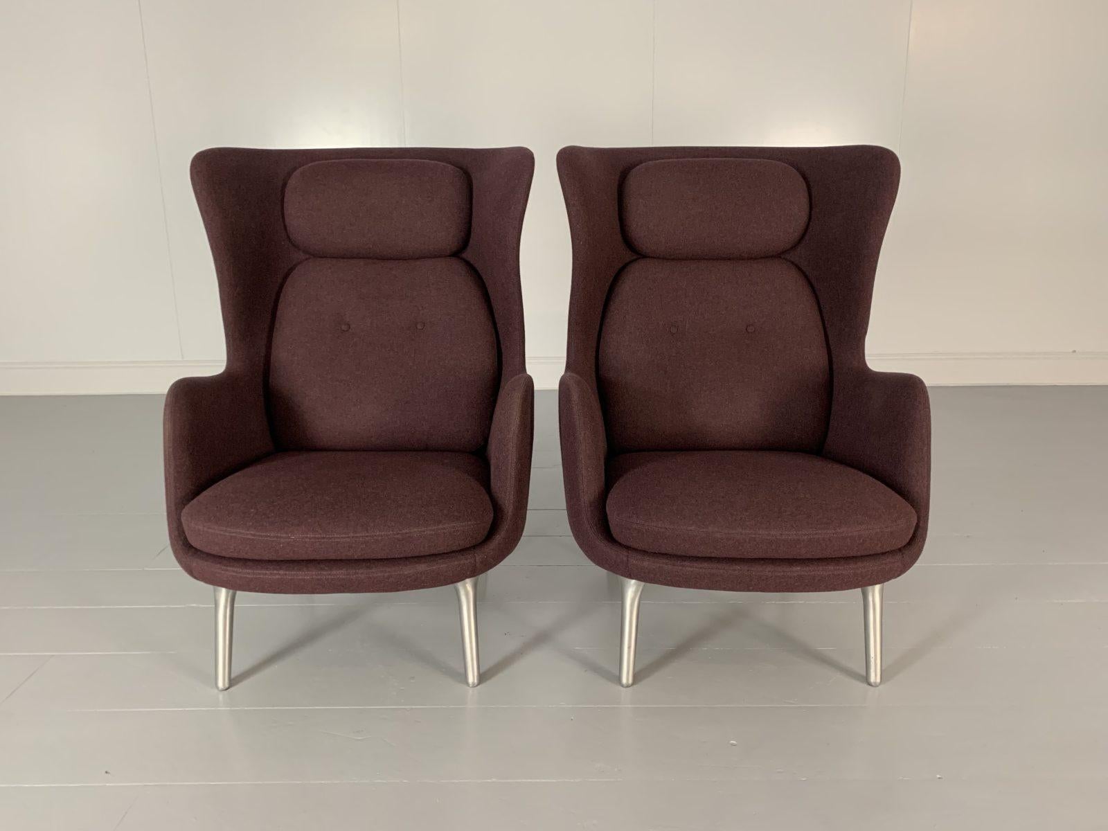 Hello Friends, and welcome to another unmissable offering from Lord Browns Furniture, the UK’s premier resource for fine Sofas and Chairs.

On offer on this occasion is a rare, identical pair of iconic “Ro JH1” armchairs with aluminium-base, from