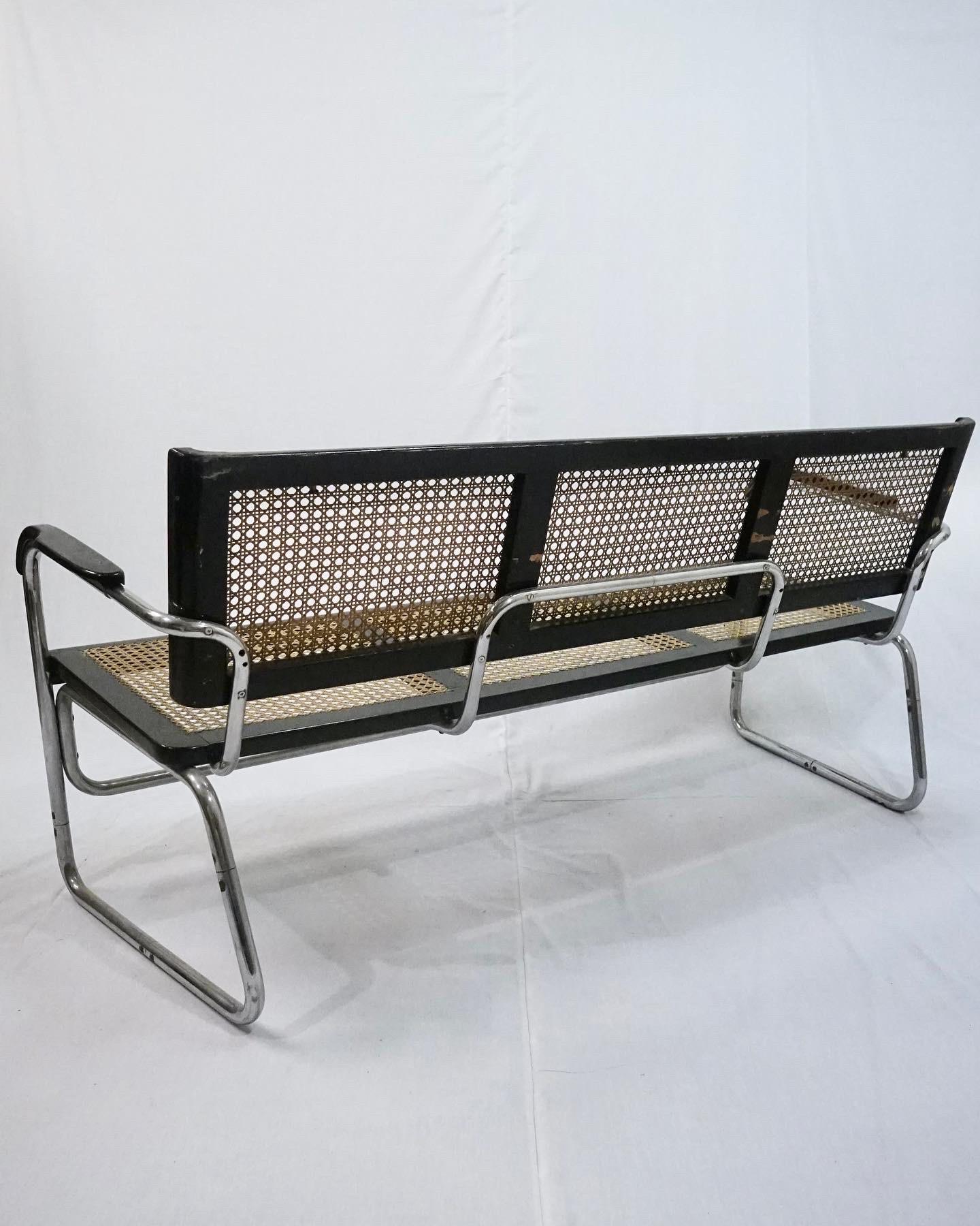Rare and very important steel tube bench manufactured in 1932 by Fritz Hansen and attributed to the danish architect Frits Schlegel who worked together with Fritz Hansen from the early 1930’s until the 1940’s, this bench is a variation of the model