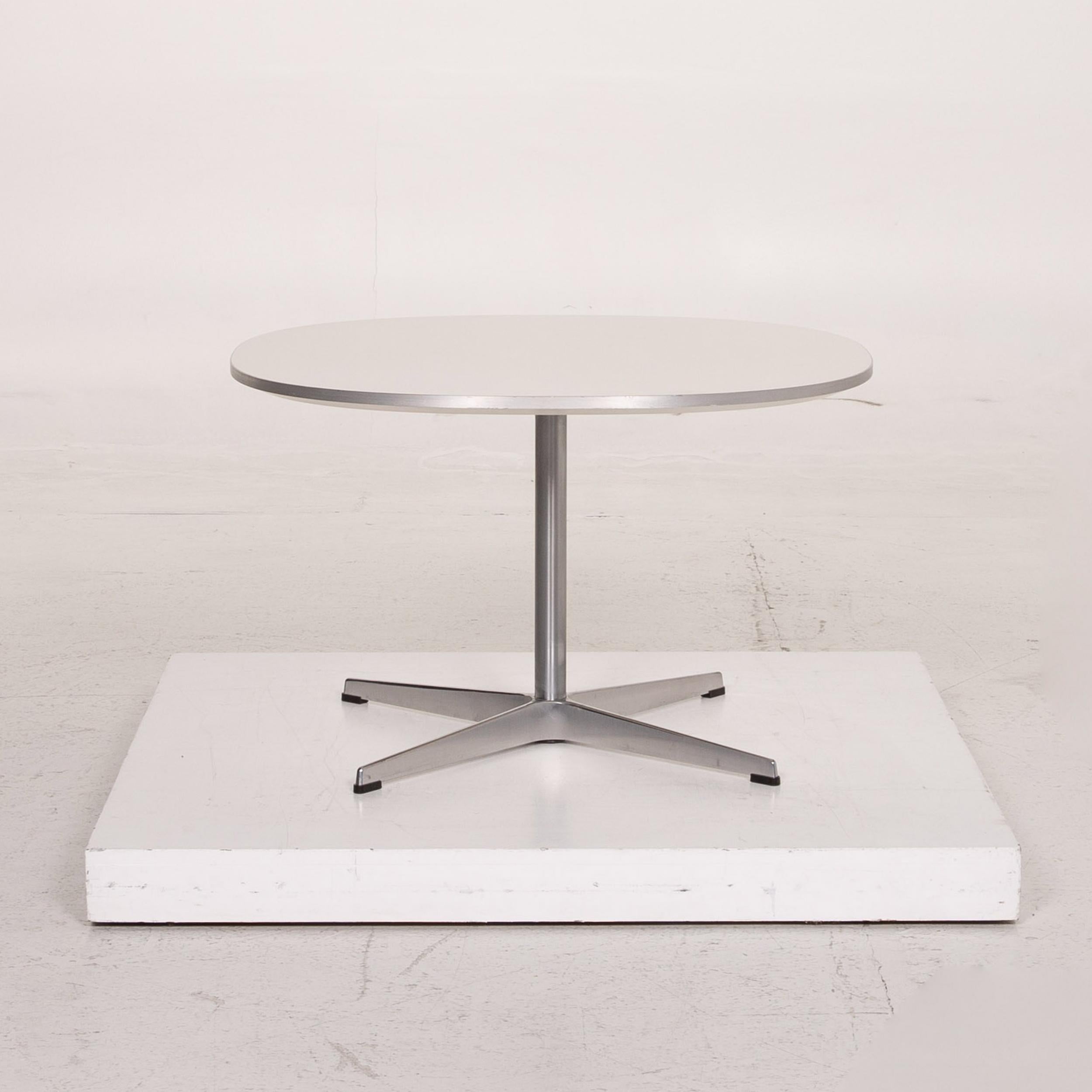 Fritz Hansen Superellipse Metal Coffee Table White Side Table For Sale 3