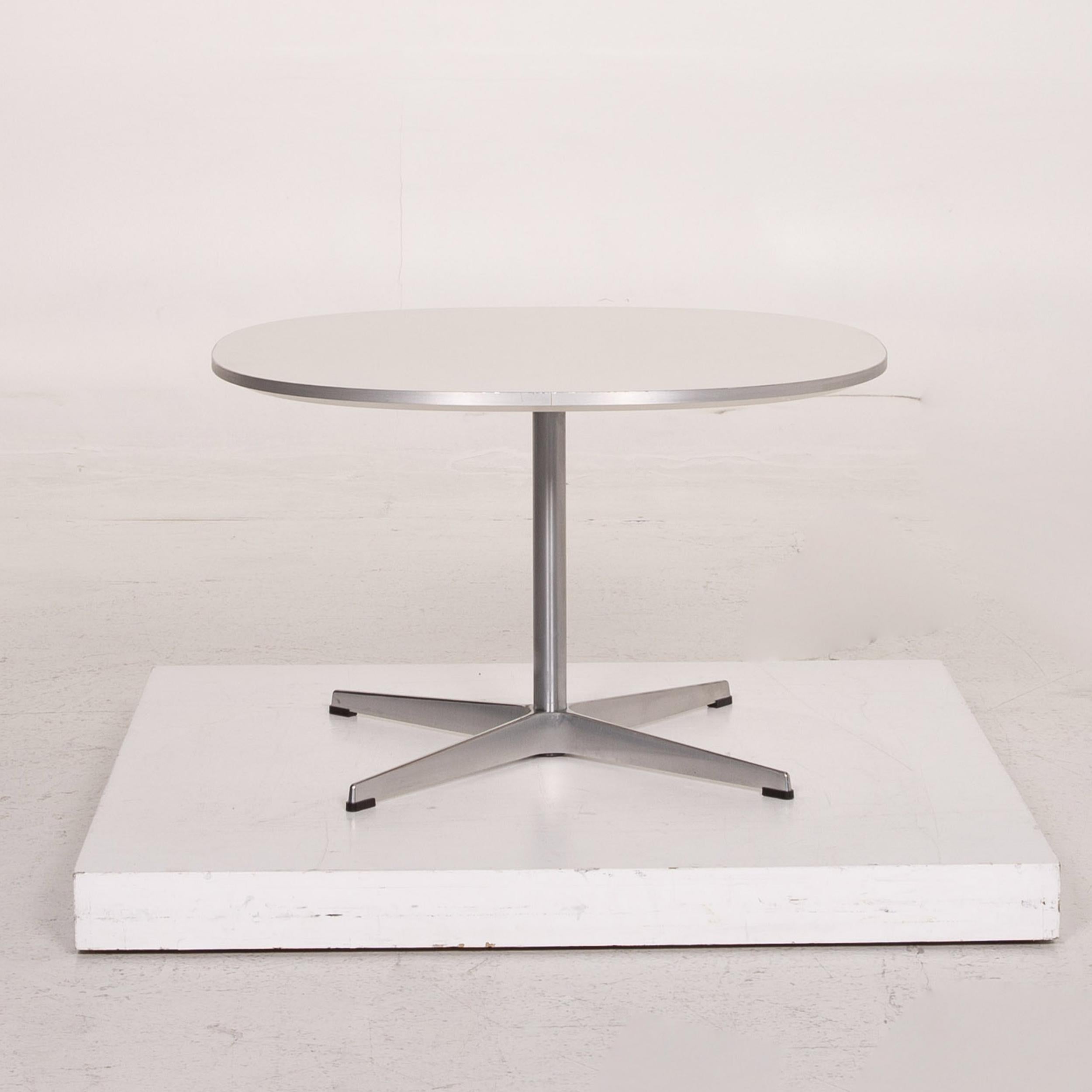 Fritz Hansen Superellipse Metal Coffee Table White Side Table For Sale 2