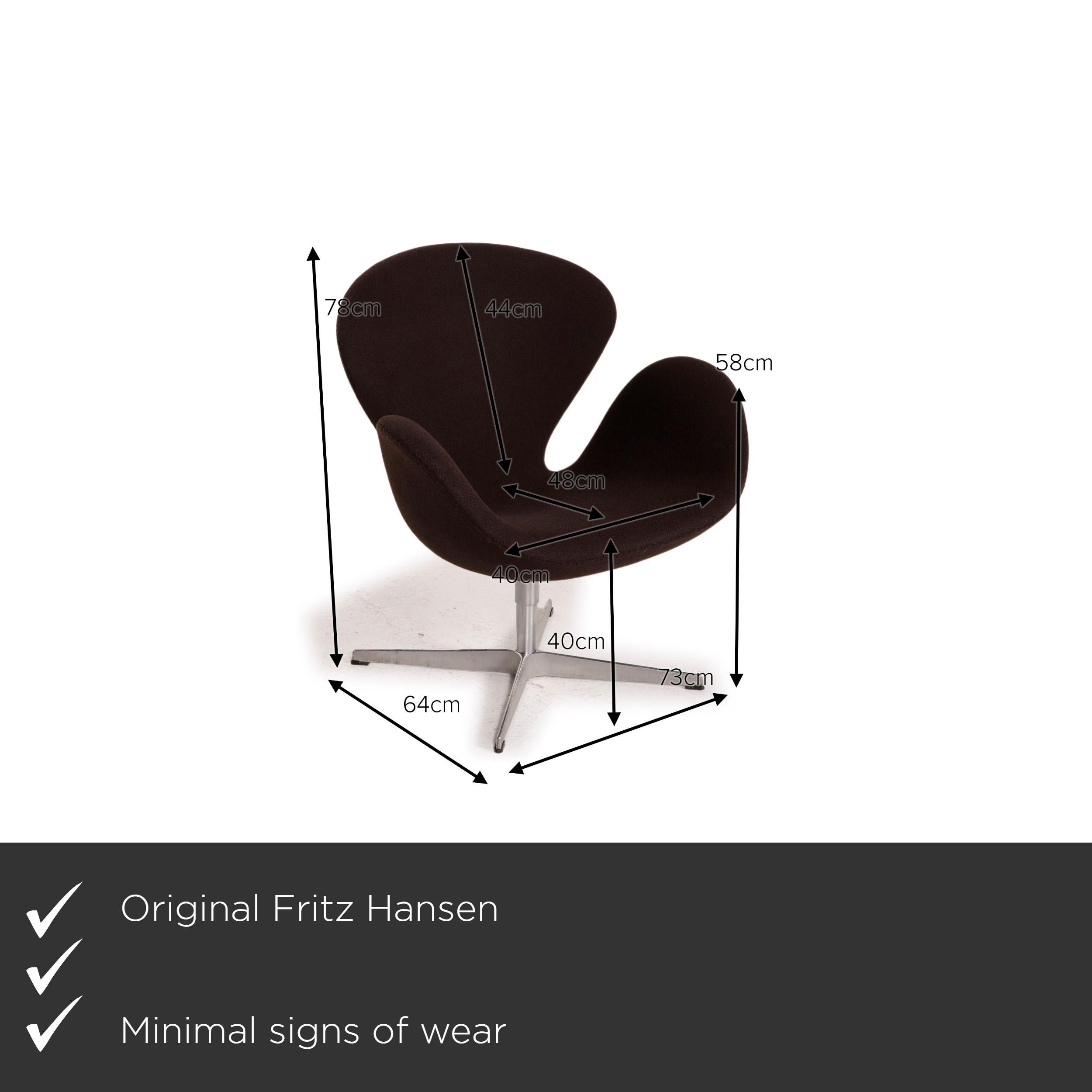 We present to you a Fritz Hansen Swan fabric armchair brown.
 
 

 Product measurements in centimeters:
 

Depth 64
Width 73
Height 78
Seat height 40
Rest height 58
Seat depth 48
Seat width 40
Back height 44.