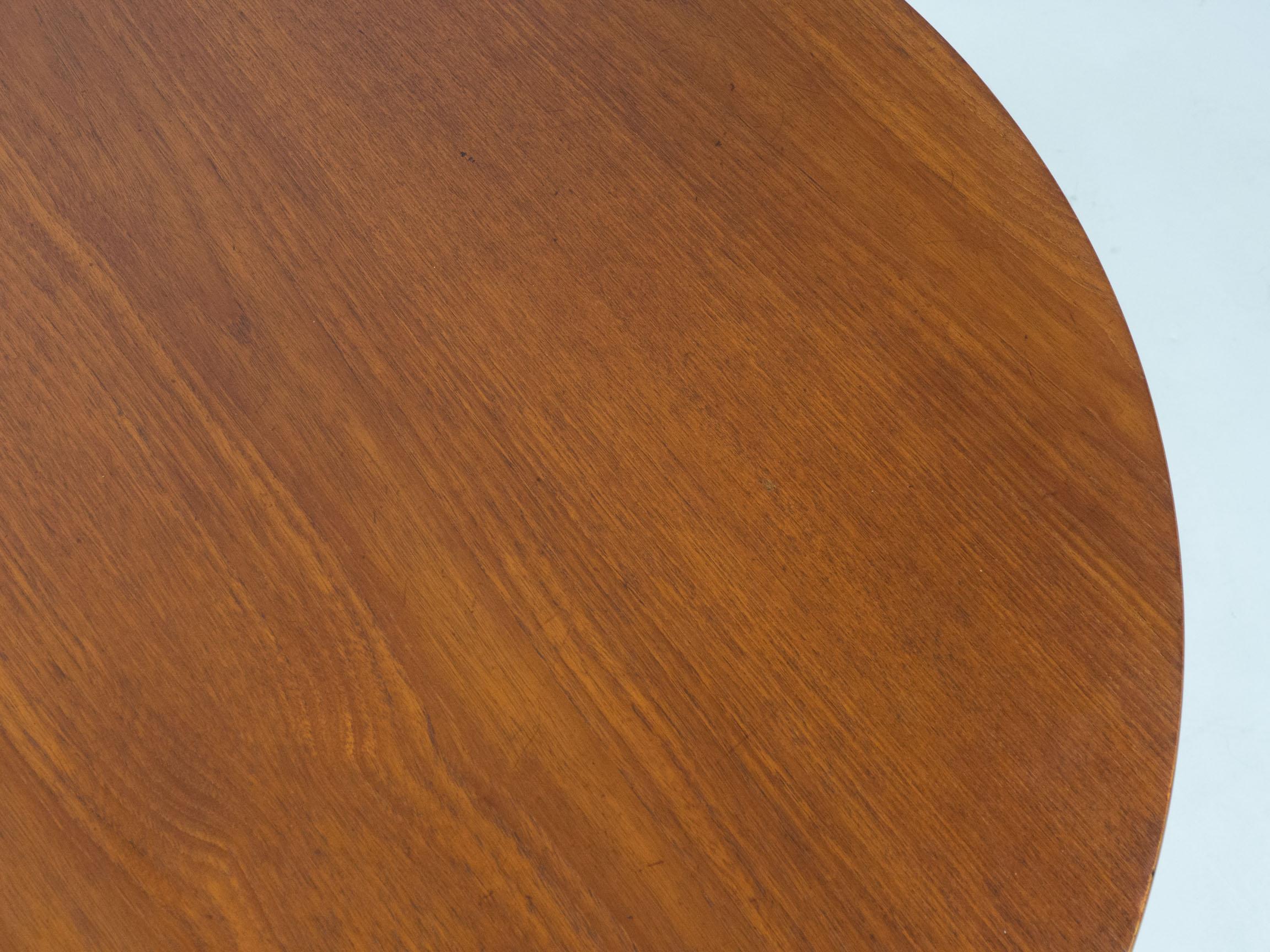 Fritz Hansen Teak & Ash ‘Heart’ Dining Table – Hans J. Wegner In Good Condition In Heerhugowaard, NL