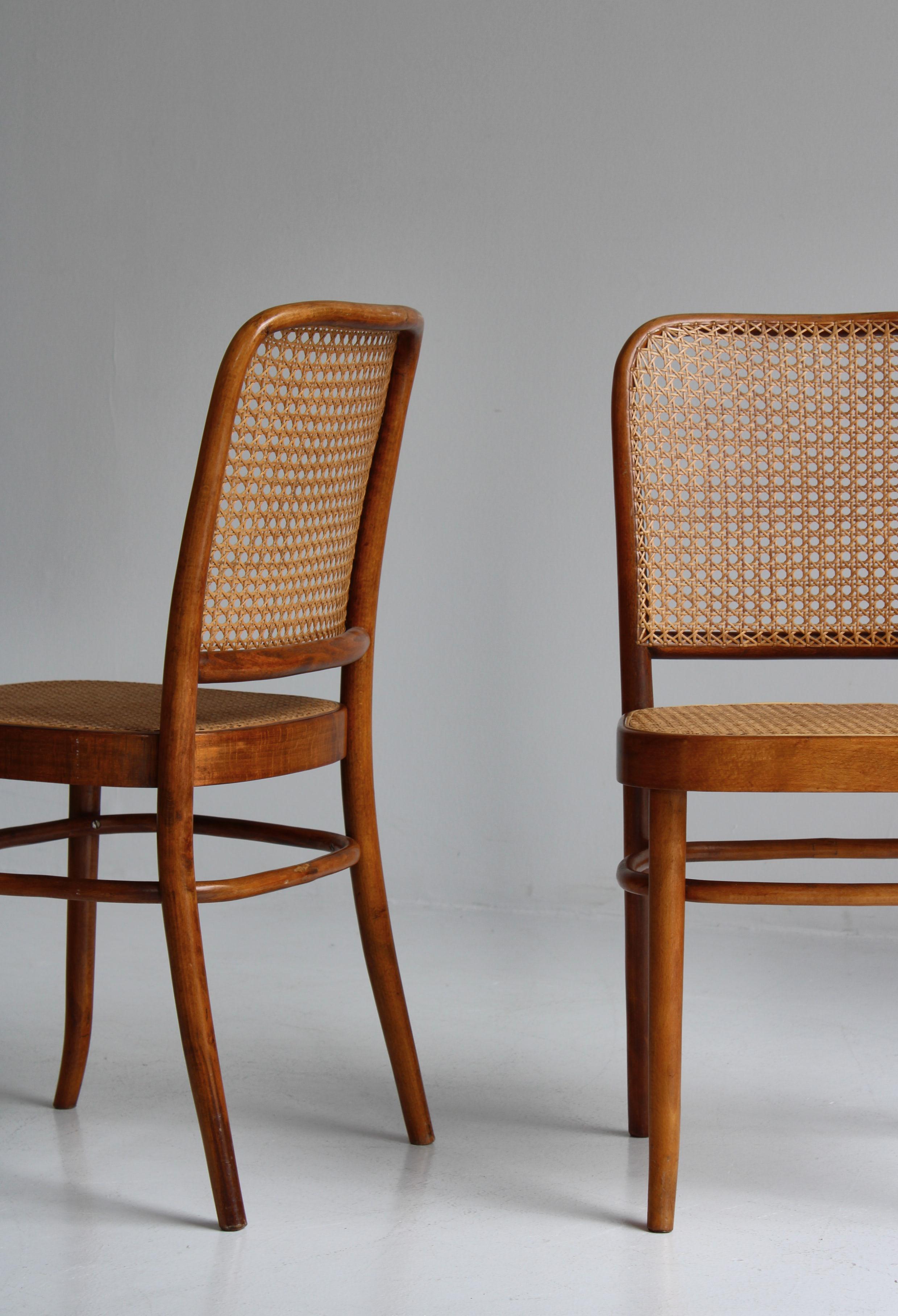Mid-20th Century Fritz Hansen Thonet 811 Chair by Josef Hoffmann in Bentwood and Cane, 1930s