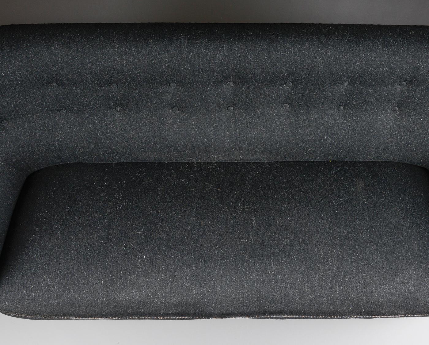 Fritz Hansen Three-Seat Sofa, Model 1669A Couch 3-Seat Black 6