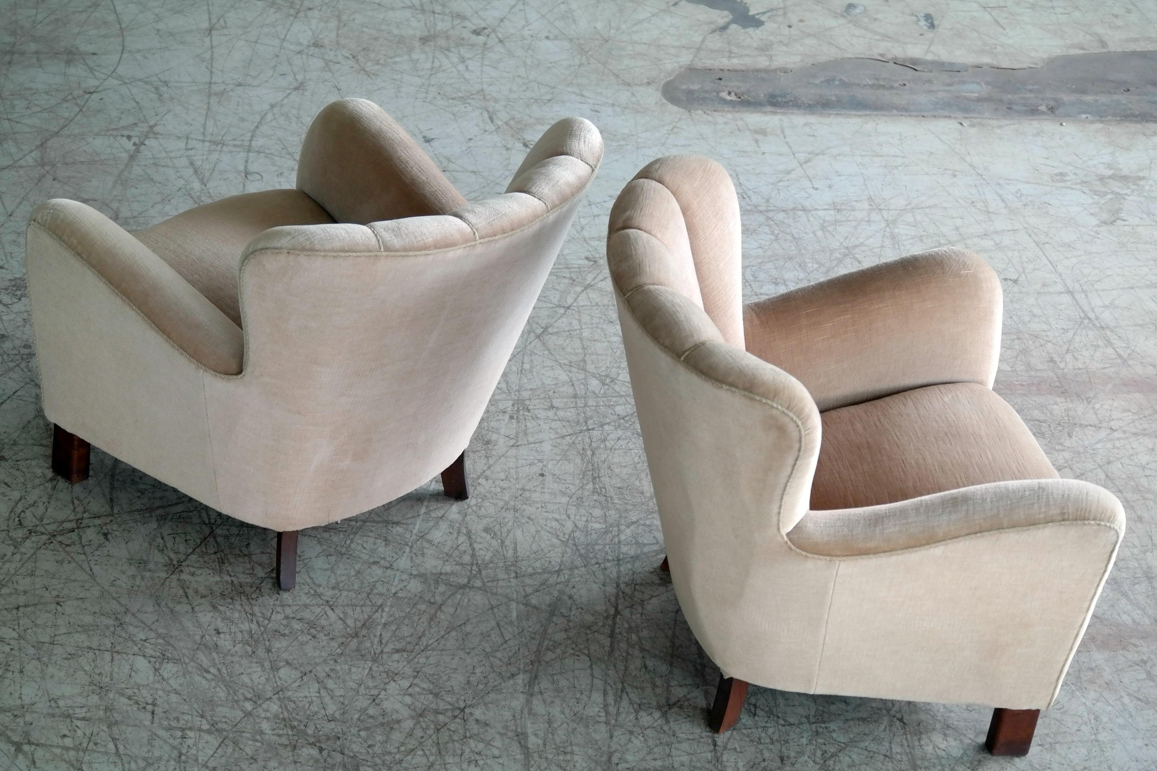 Wool Fritz Hansen Variant of Model 1669 Danish Midcentury 1940s Easy Chair in Mohair