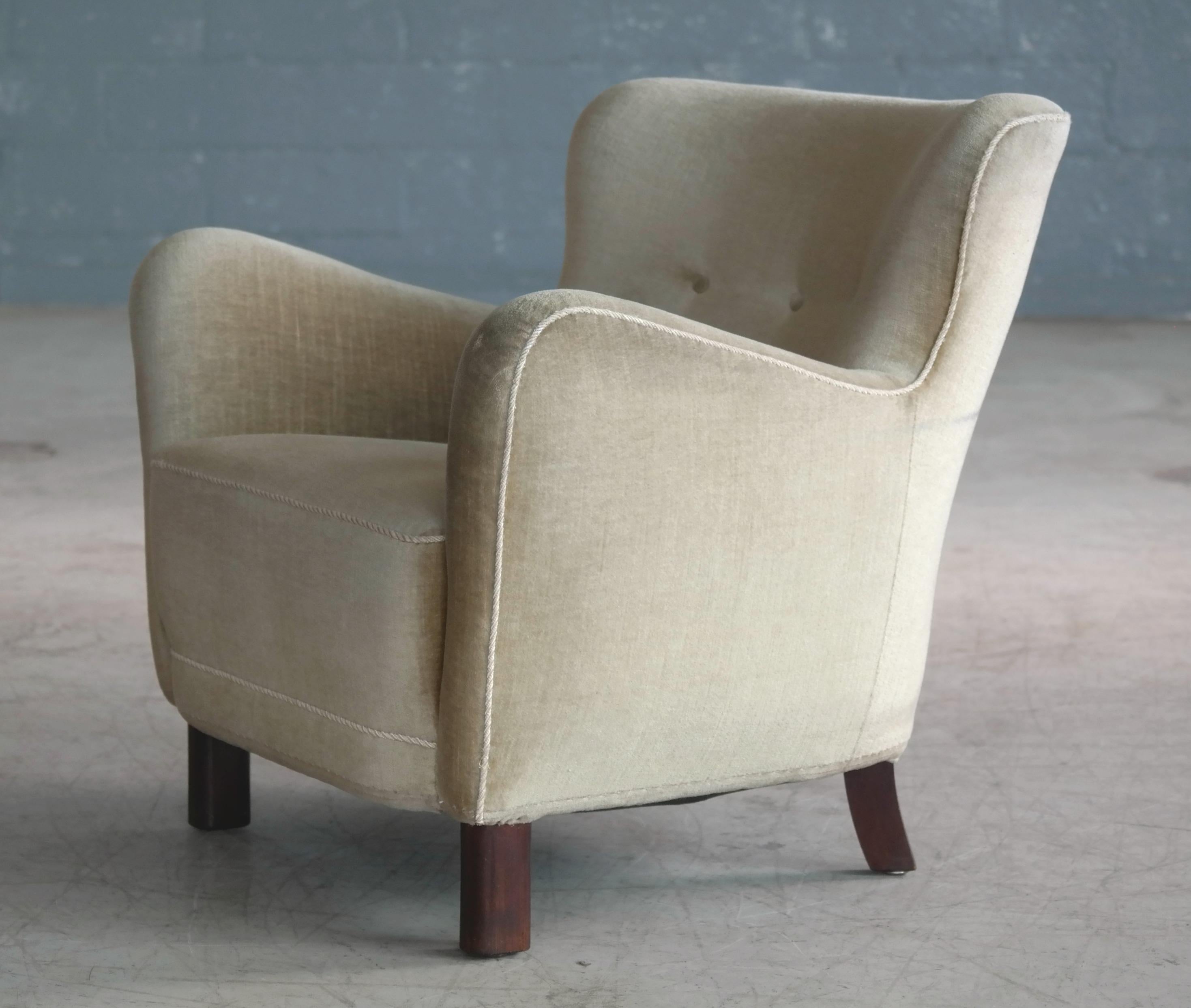 Fritz Hansen Variant of Model 1669 Easy Chair, Denmark, 1940s 2