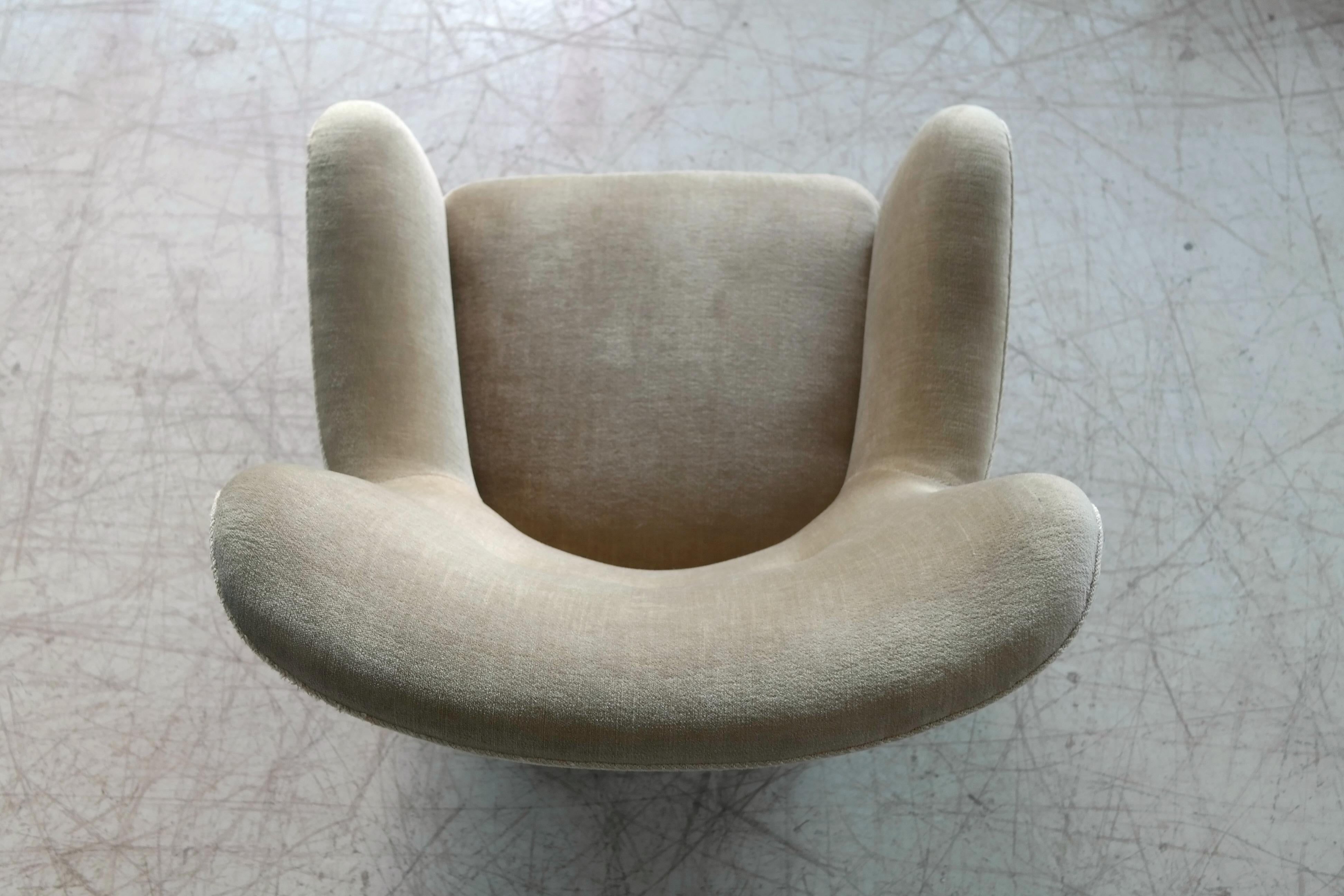 Danish Fritz Hansen Variant of Model 1669 Easy Chair, Denmark, 1940s