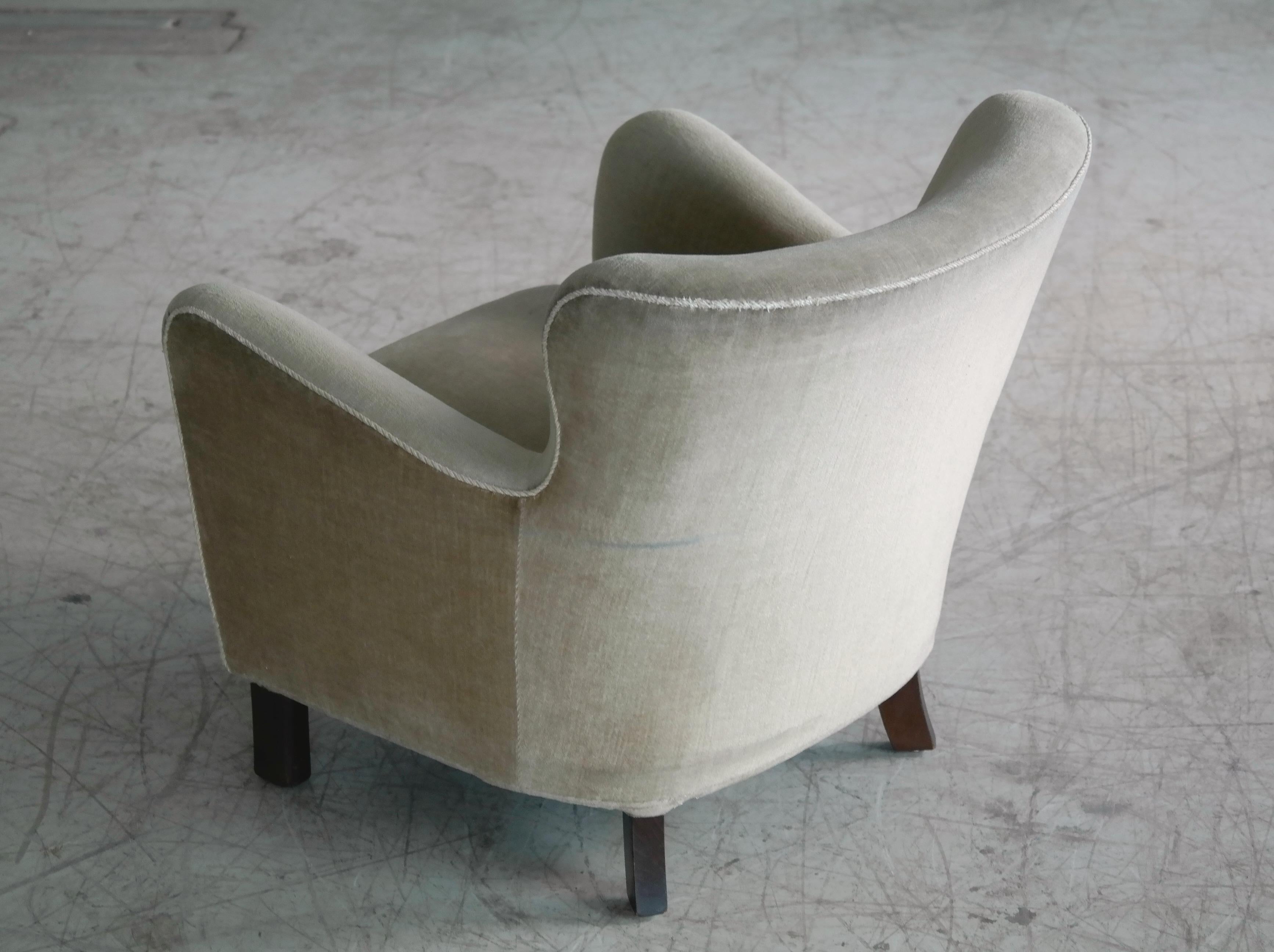Fritz Hansen Variant of Model 1669 Easy Chair, Denmark, 1940s 1