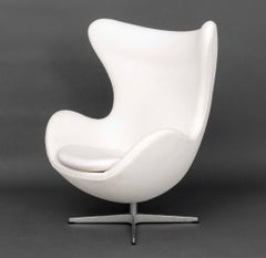 Fritz Hansen White Upholstered Egg Chair