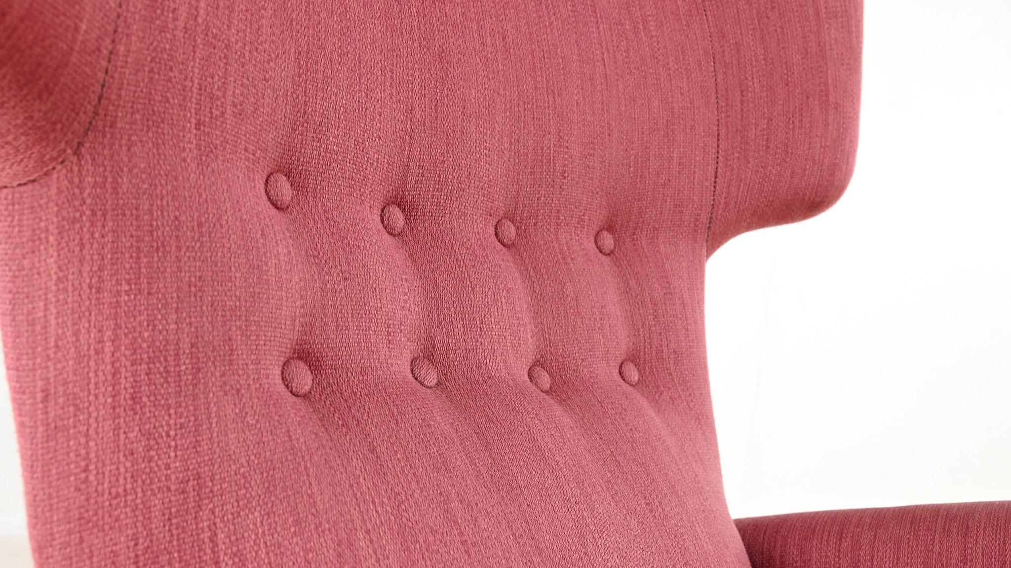 Fritz Hansen, Fauteuil à dossier modèle 