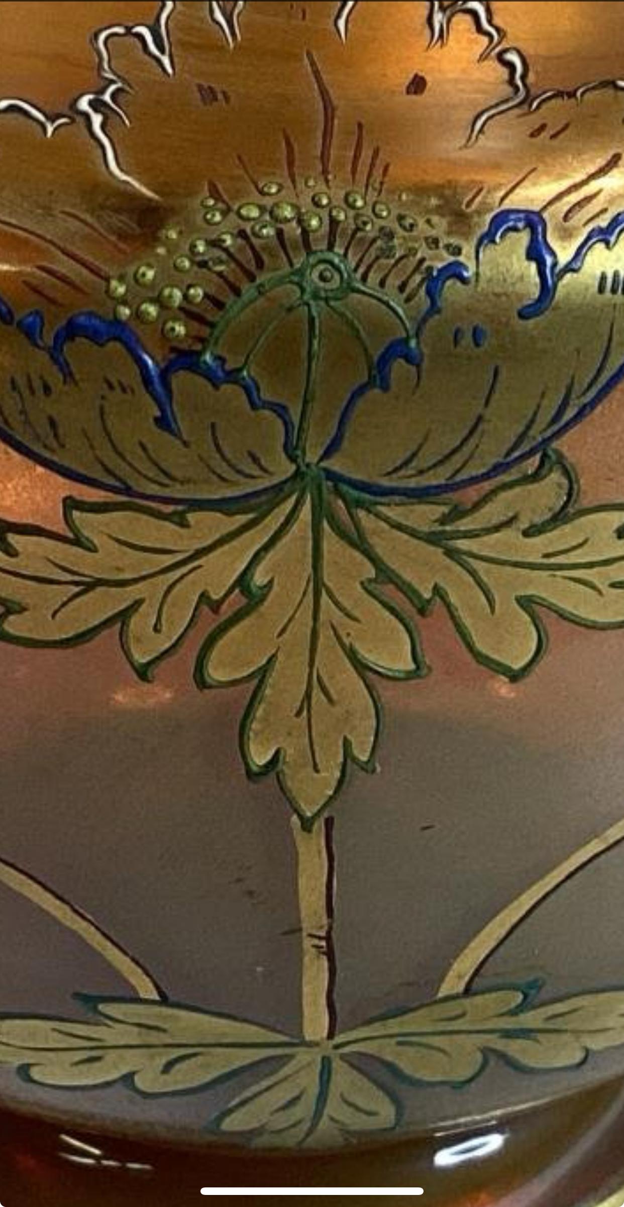 Peint à la main Fritz Heckert, vase Art Nouveau en verre irisé  en vente