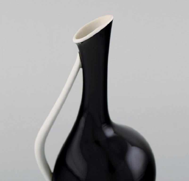 pregnancy vase
