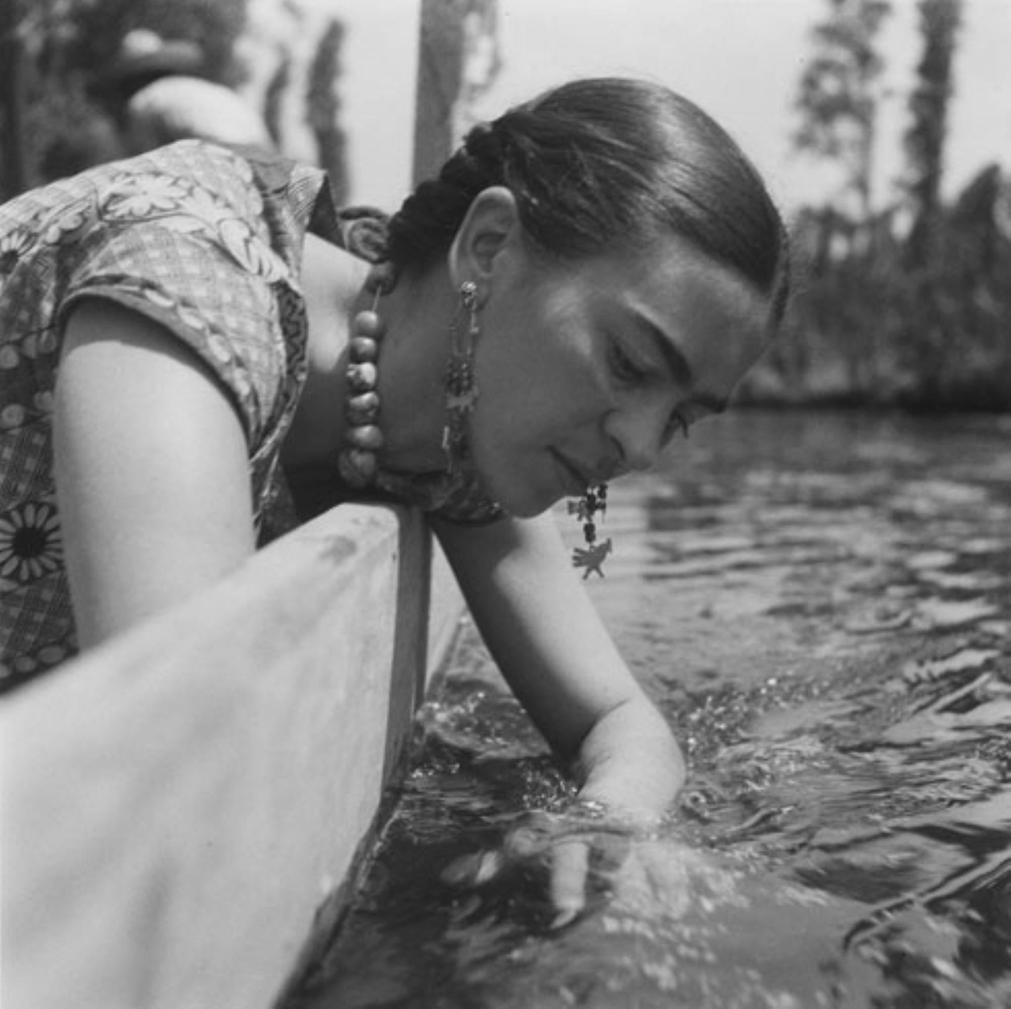 Fritz Henle Portrait Photograph - Frida Kahlo and the Pond 
