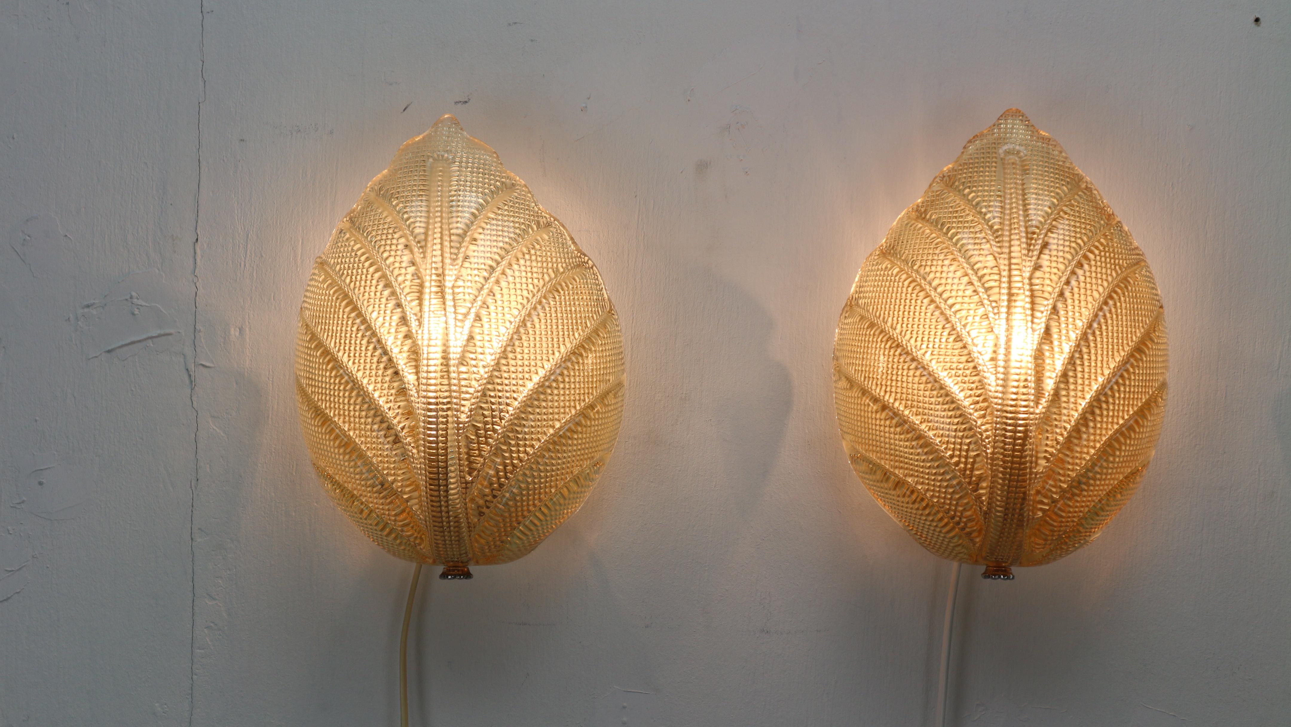 Fritz Kurz Set of 2 Swedish Leaf Shaped Wall Sconces for Orrefors, 1960s 10
