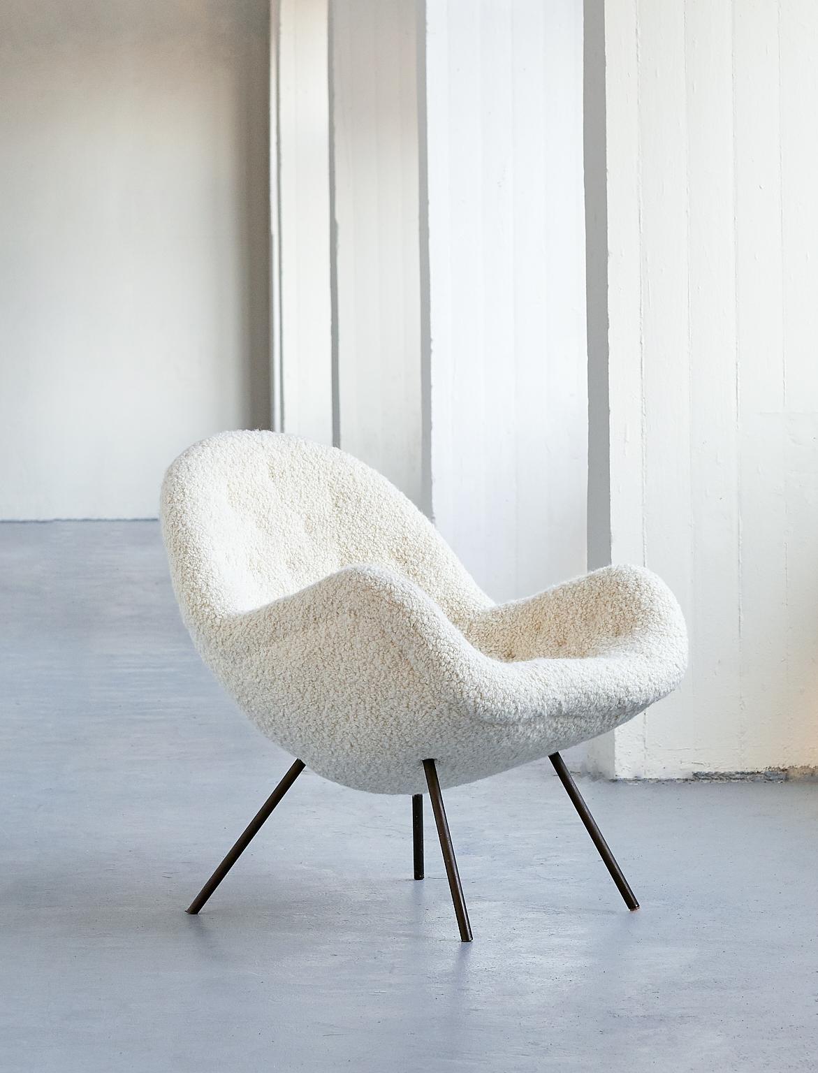Fritz Neth Egg Shaped Lounge Chair in Ivory Dedar Bouclé, Correcta Kassel, 1950s 5