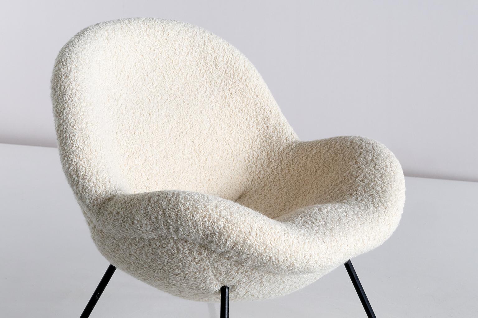 Mid-Century Modern Fritz Neth Egg Shaped Lounge Chair in Ivory Dedar Bouclé, Correcta Kassel, 1950s