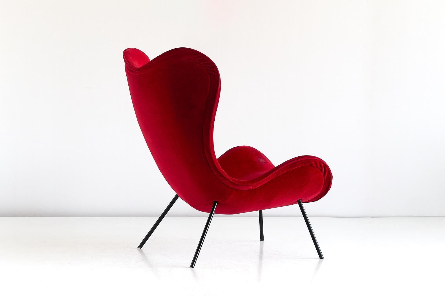 Mid-Century Modern Fritz Neth 'Madame' Lounge Chair in Red Velvet for Correcta, Germany, 1950s