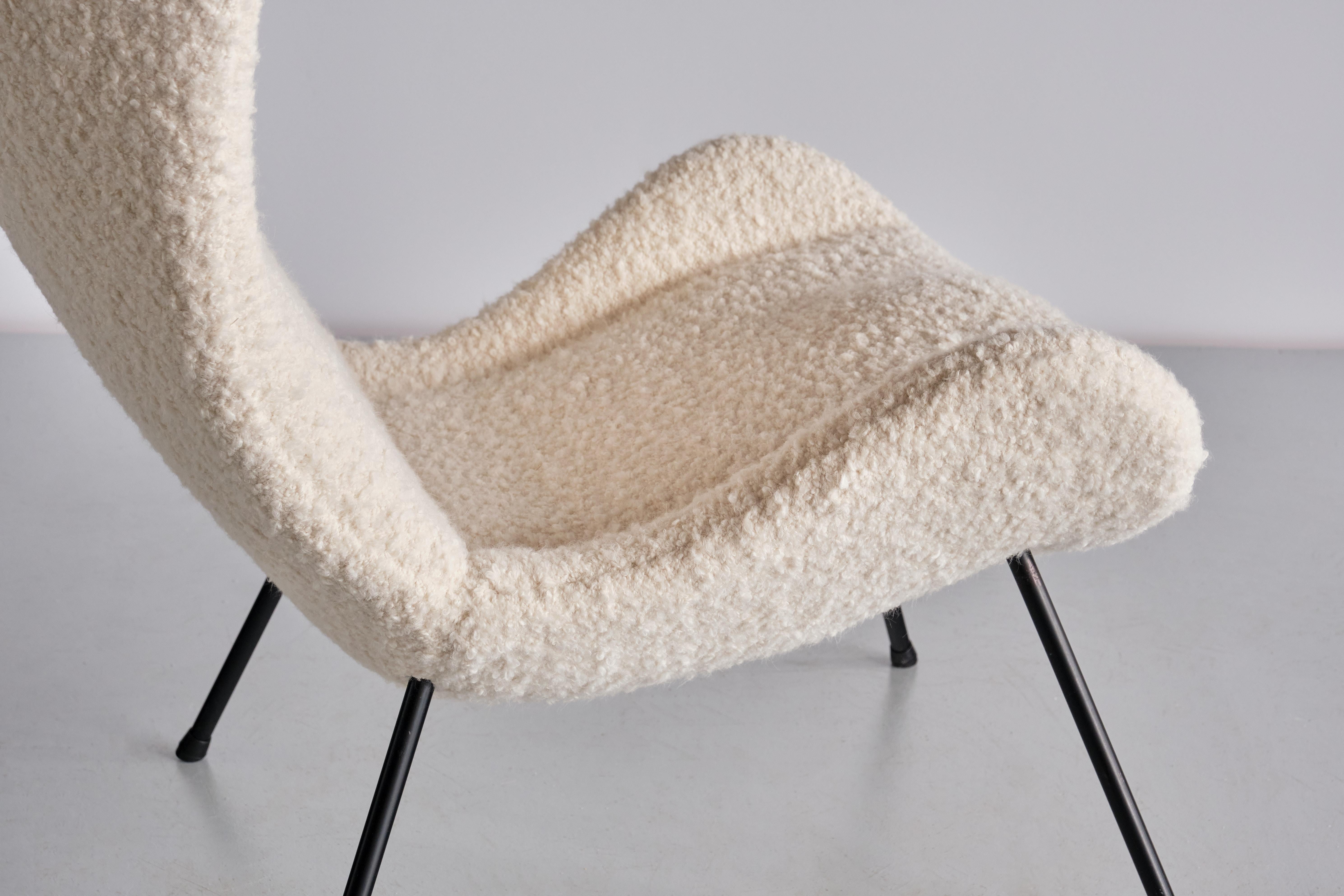 Fritz Neth 'Madame' Lounge Chair in White Nobilis Bouclé, Correcta Germany, 1958 For Sale 6
