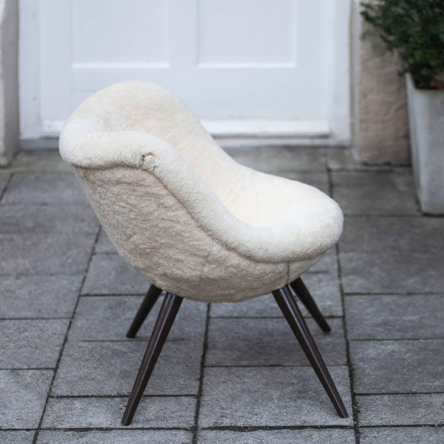Fritz Neth Sheepskin Fur Lounge Chair In Excellent Condition In Munich, DE