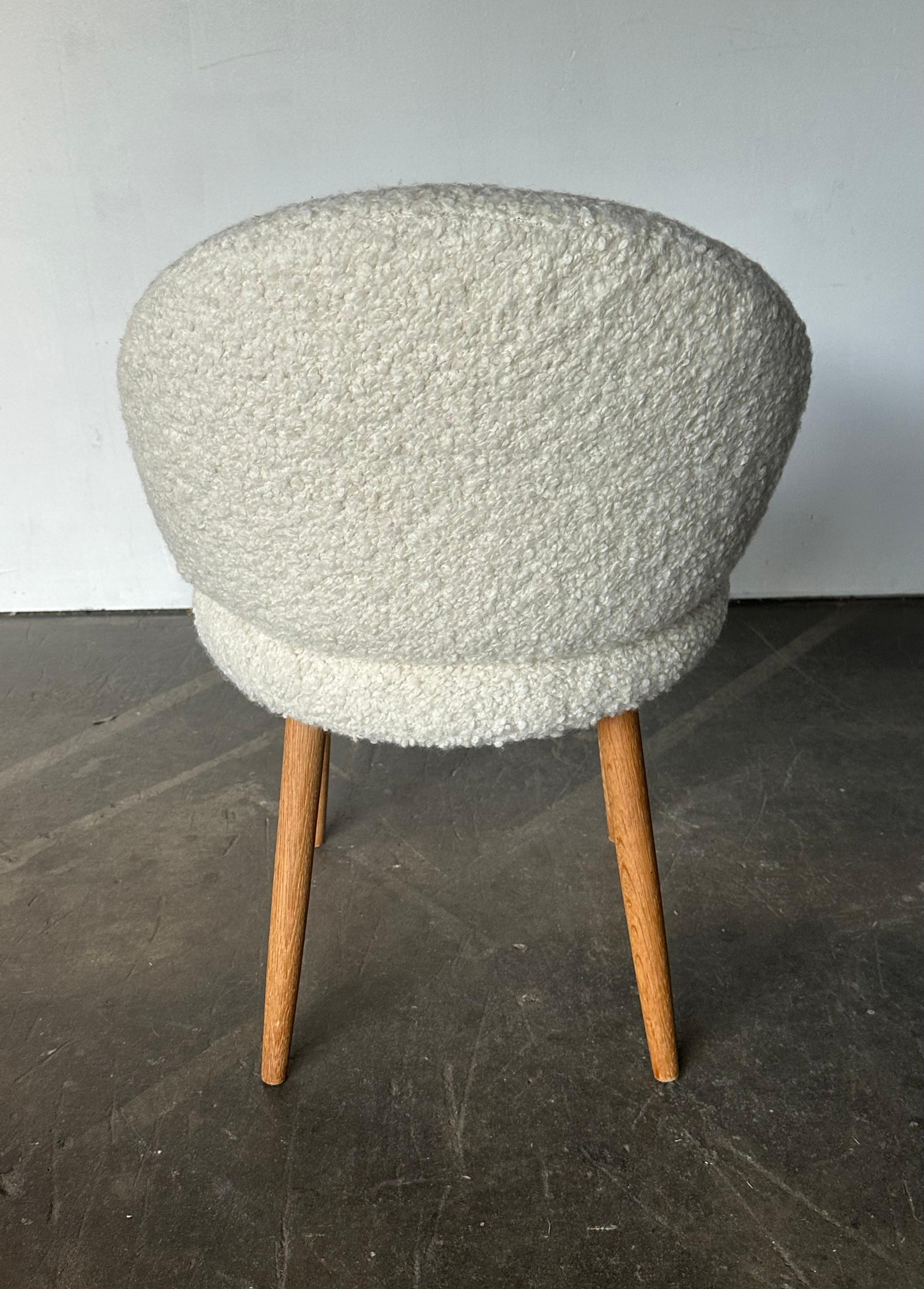 Frode Holm attr. Sedia Vanity in Boucle Avorio &New in vendita 6