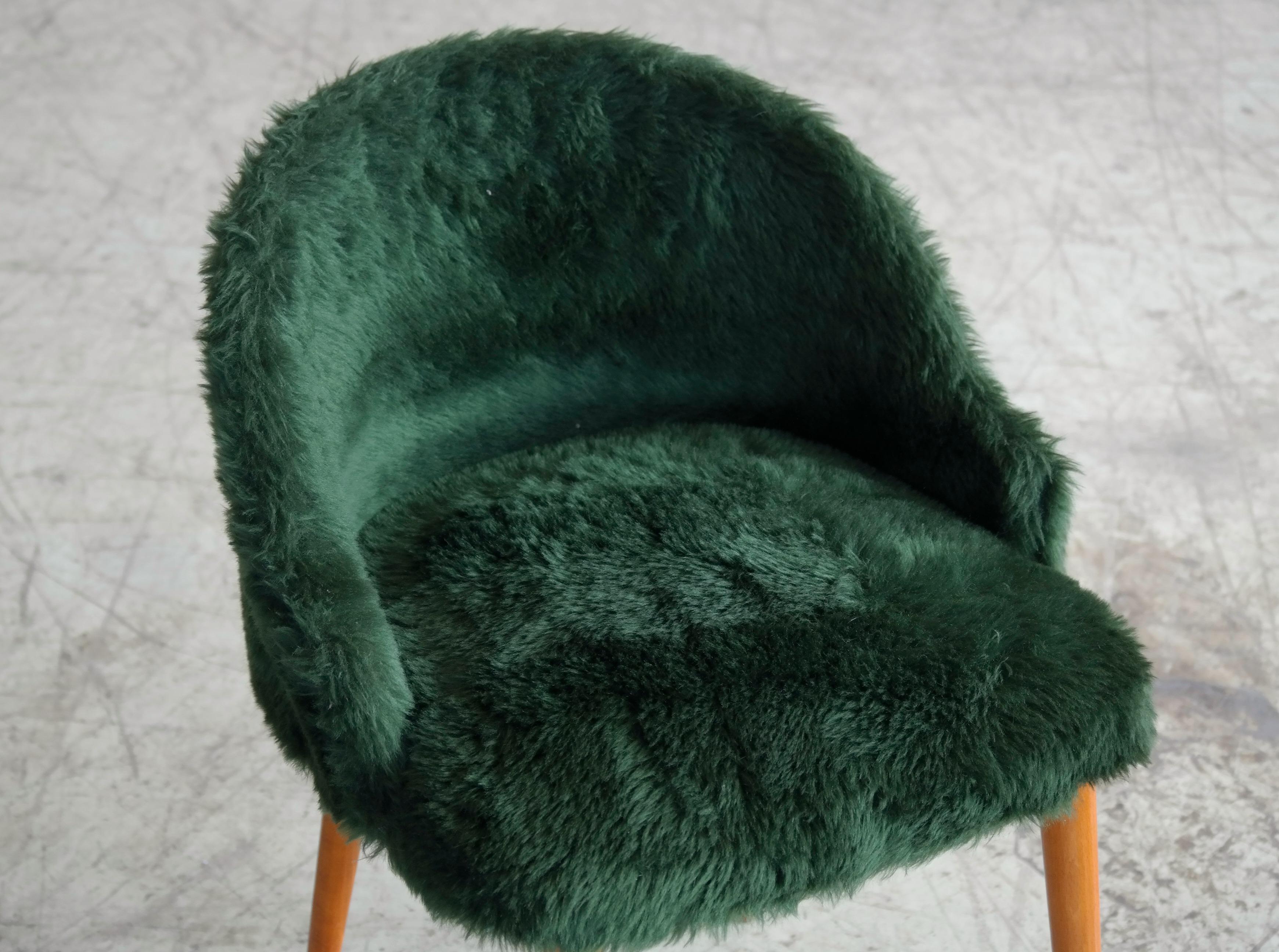 vanity chair green