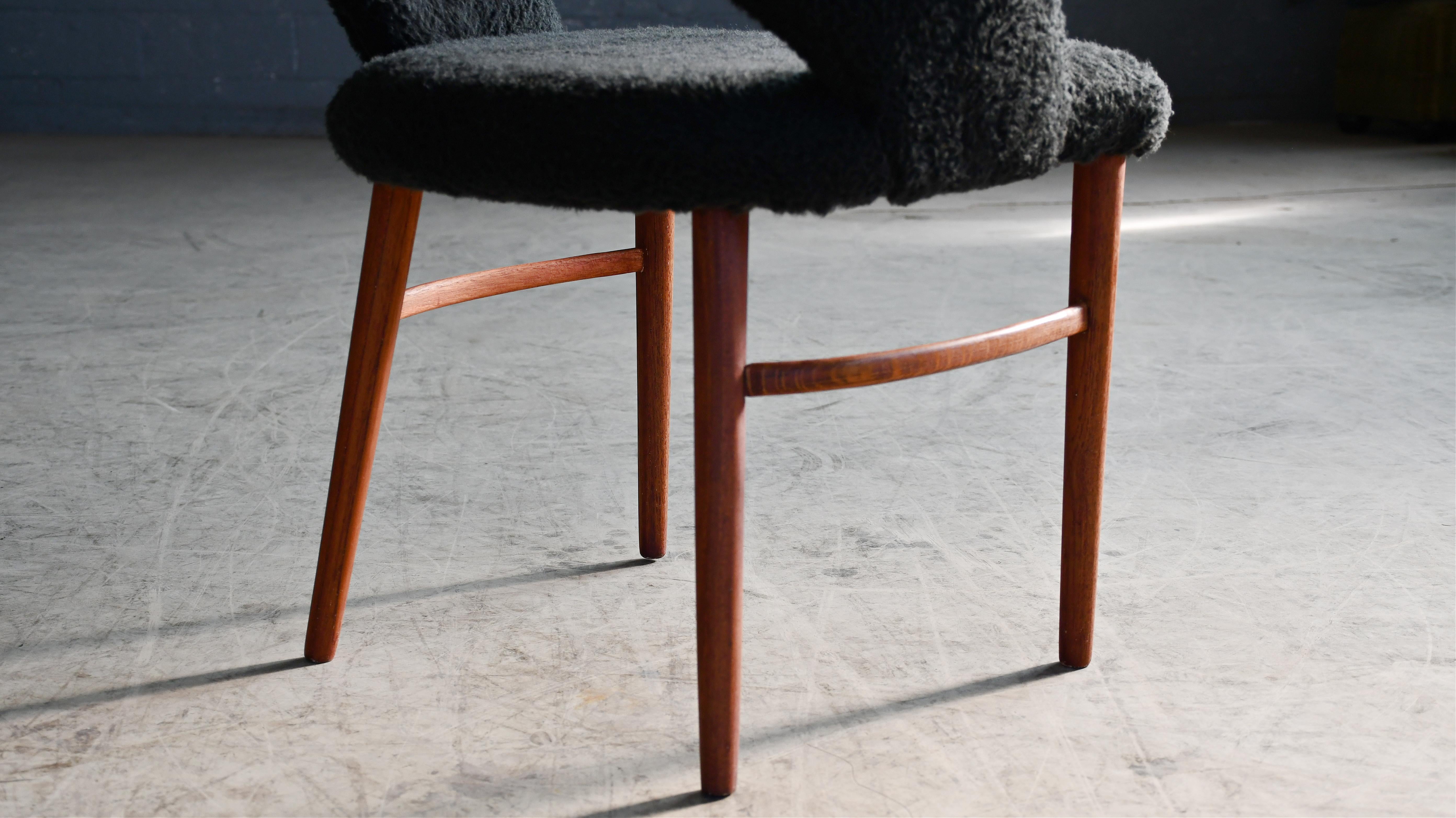 Mid-20th Century Frode Holm Vanity or Dressing Chair in Lambswool Denmark, 1950s For Sale