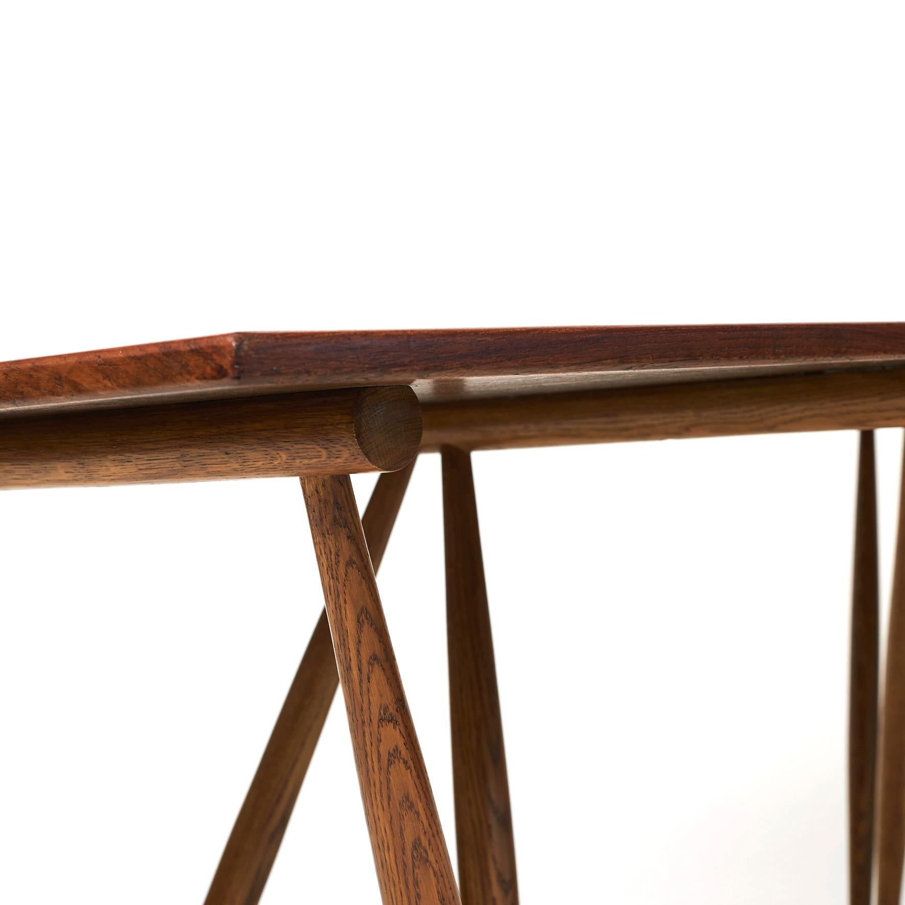 Frode Holm, Work Table in Solid Oak & Oak with Sculptural V-Shaped Frame 3