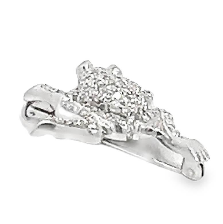 Round Cut Diamond Frog Brooch Pin For Sale